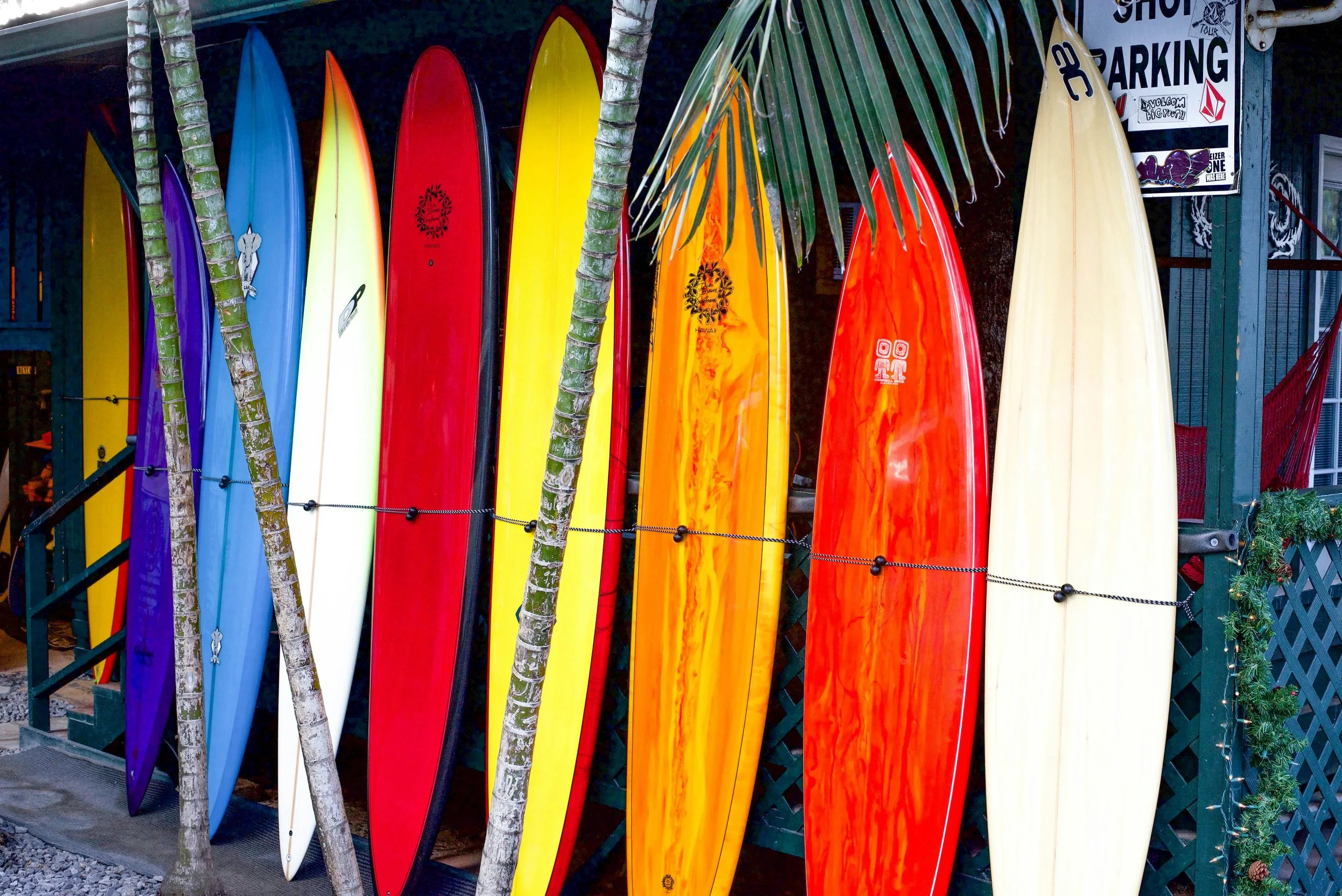 how to pack a surfboard for travel