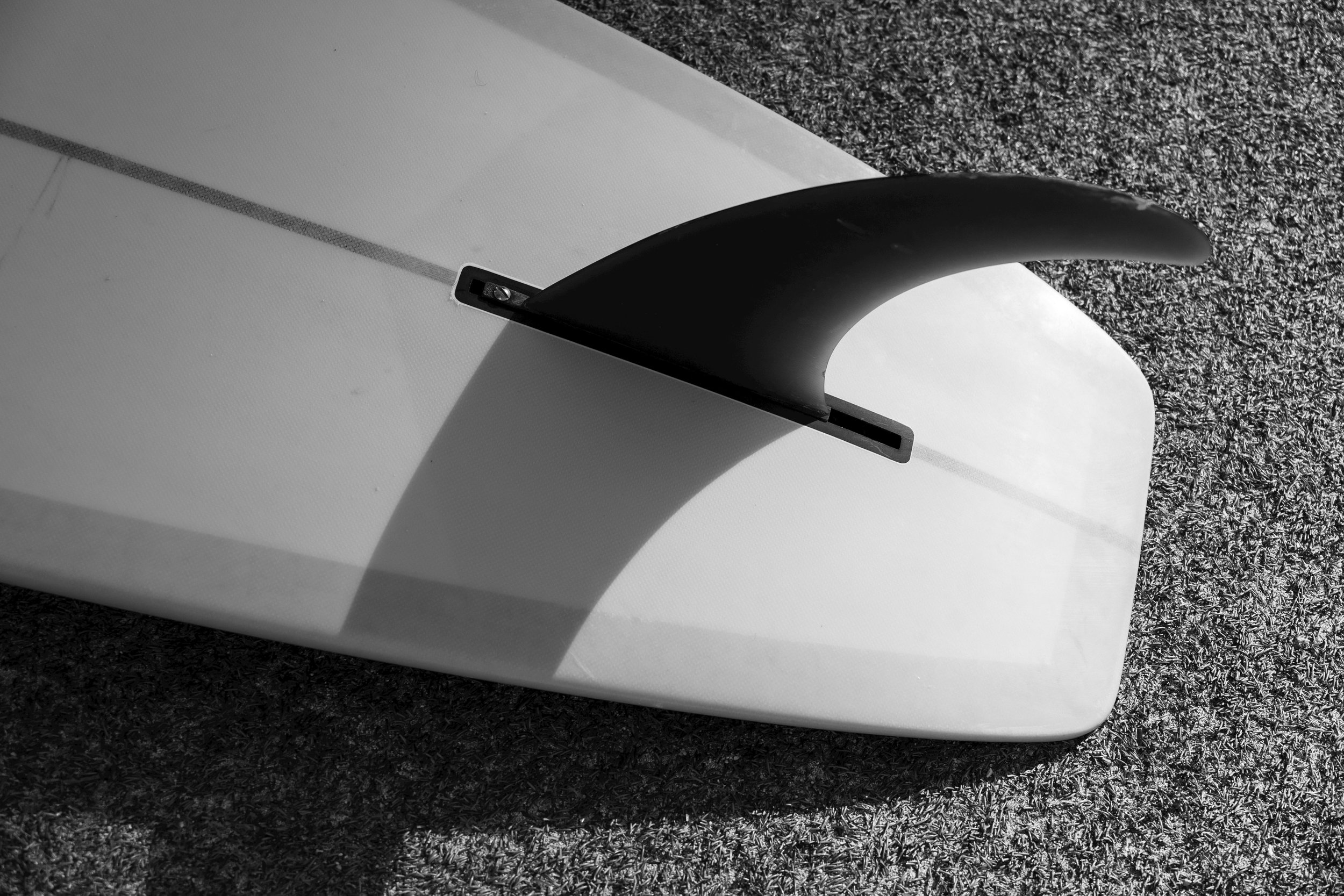 remove surfboard fins