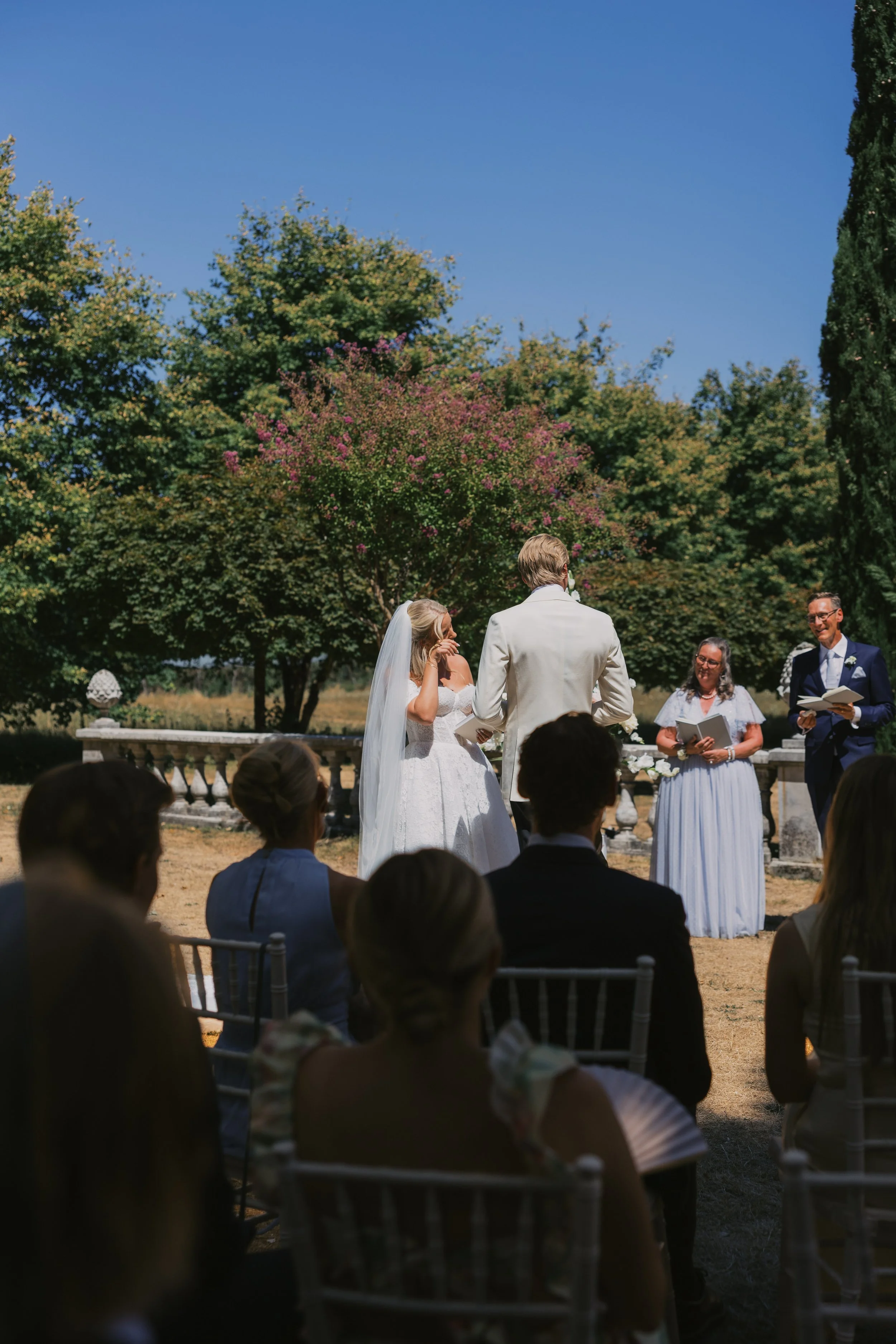 Sarah&David_bröllop_frankrike_bröllopsfotografRebeccaErkenstam-tjuvkik-18.jpg
