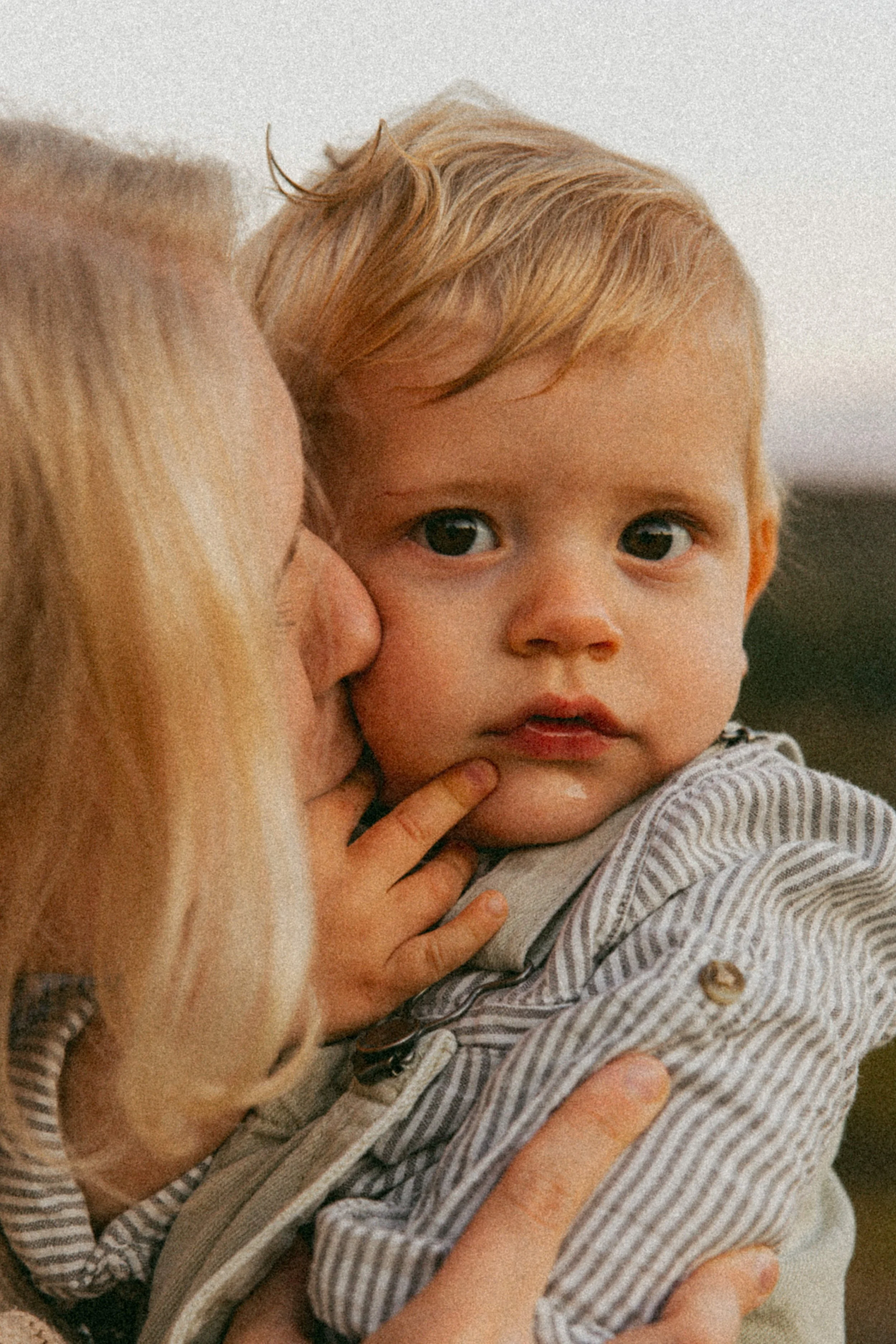 FamiljenErkenstamLilja_Familjefotografering-144.jpg