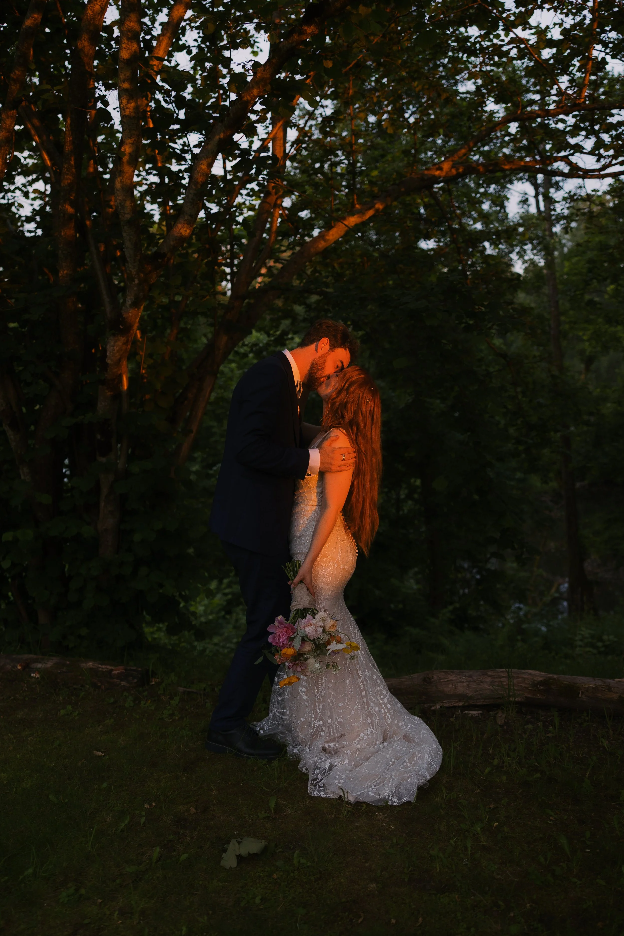 Luna&Jonathan_bröllopsfotograf_RebeccaErkenstam-tjuvkik-17.jpg