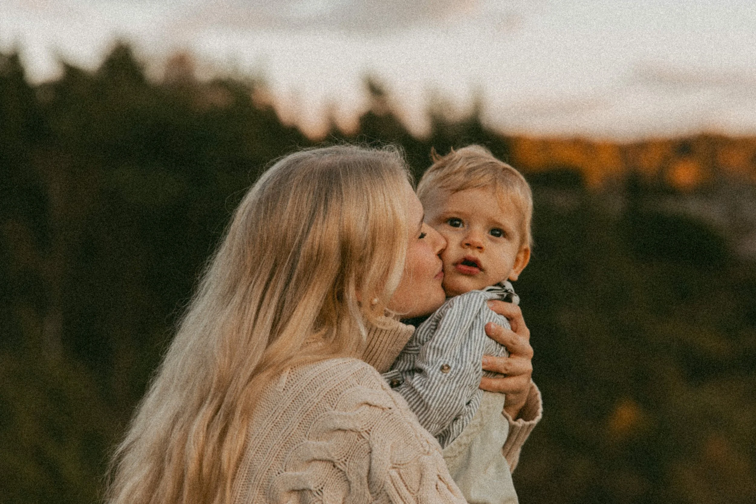 FamiljenErkenstamLilja_Familjefotografering-59.jpg