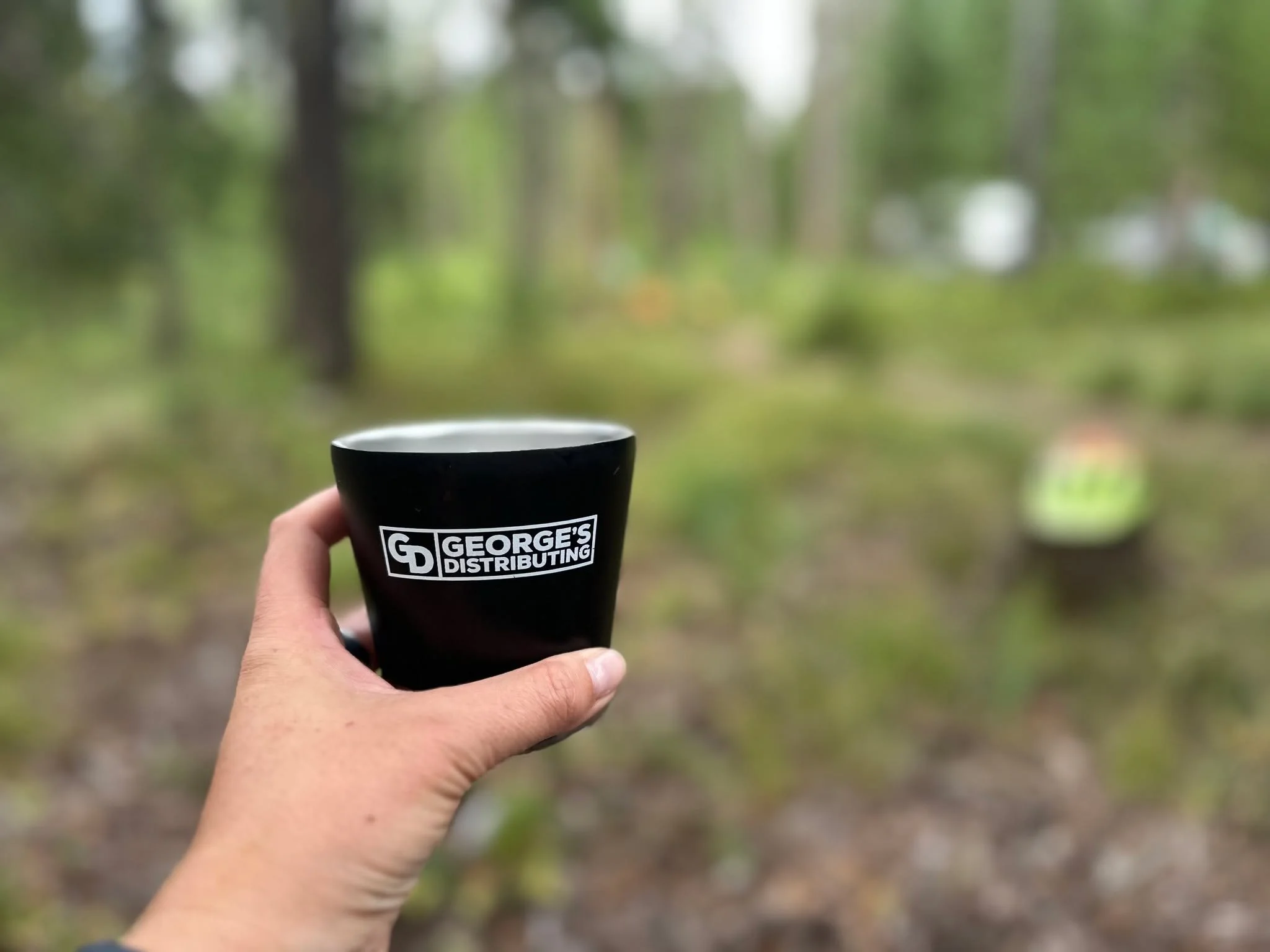 Your Tuesday mood check:
☑ White and chill
☑ Red and bold
☑ Bubbly and bright
☑ Golden and crisp
☑ Non-alcoholic and fizzy

Whatever you&rsquo;re sipping&mdash;make it delicious. 🍷🍺✨

#WhatsInYourCup #GeorgesDistributing #MontanaMoments