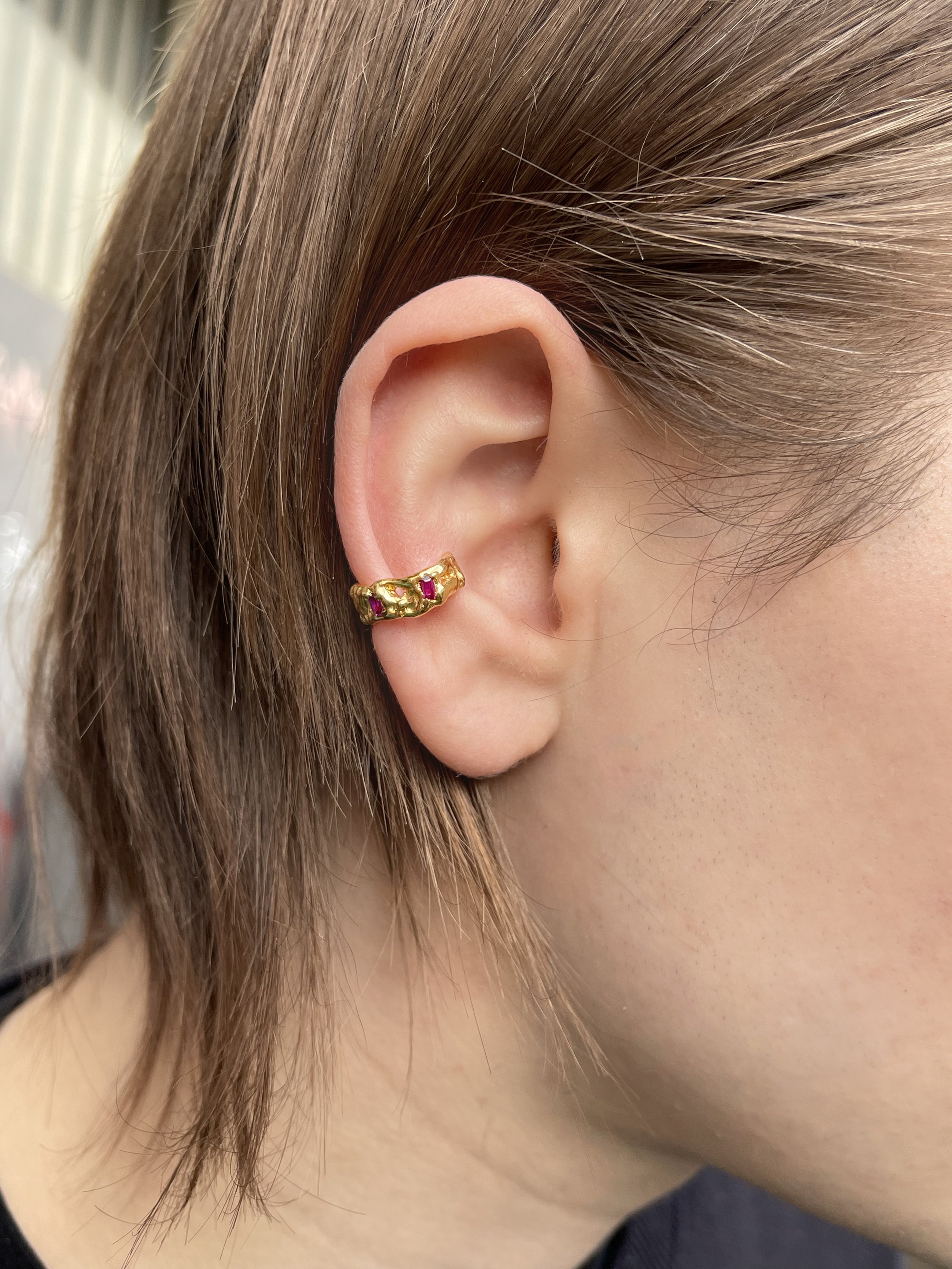 gold thin ruby 1.jpg