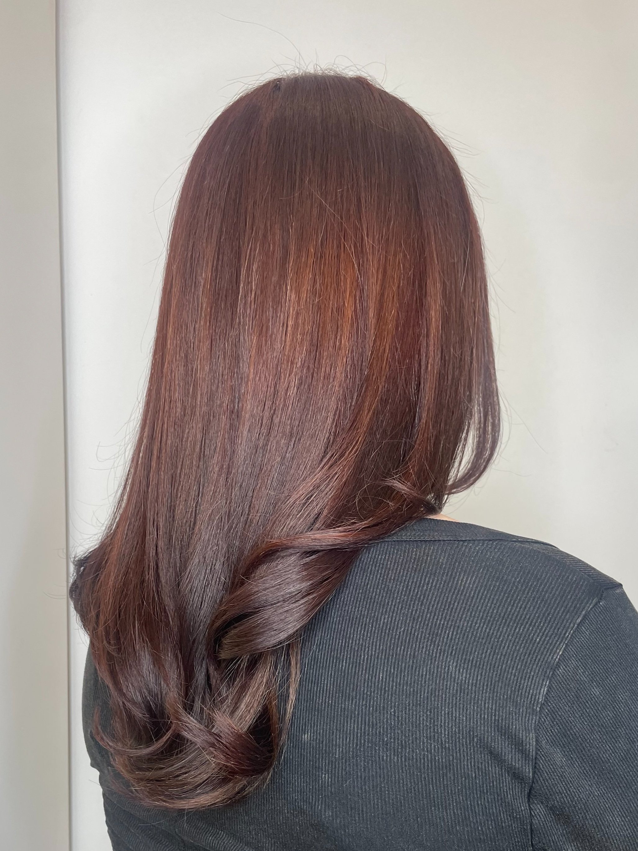 woman with auburn hair