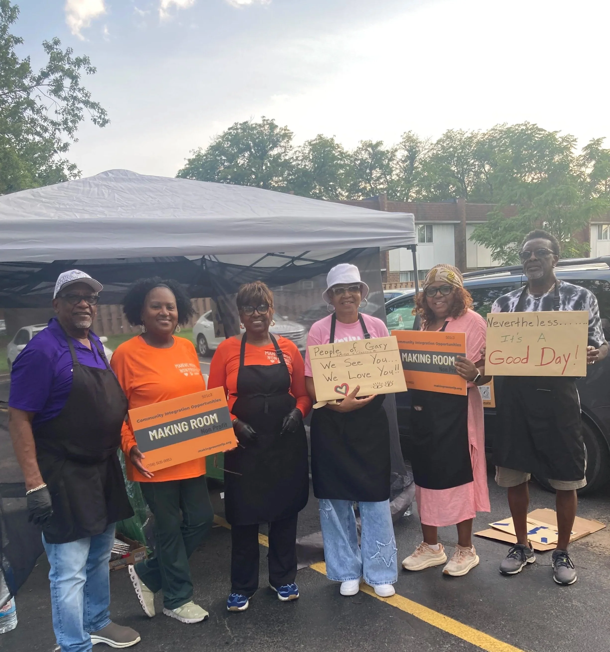 Making Room provided 100 Hot meals to residents.