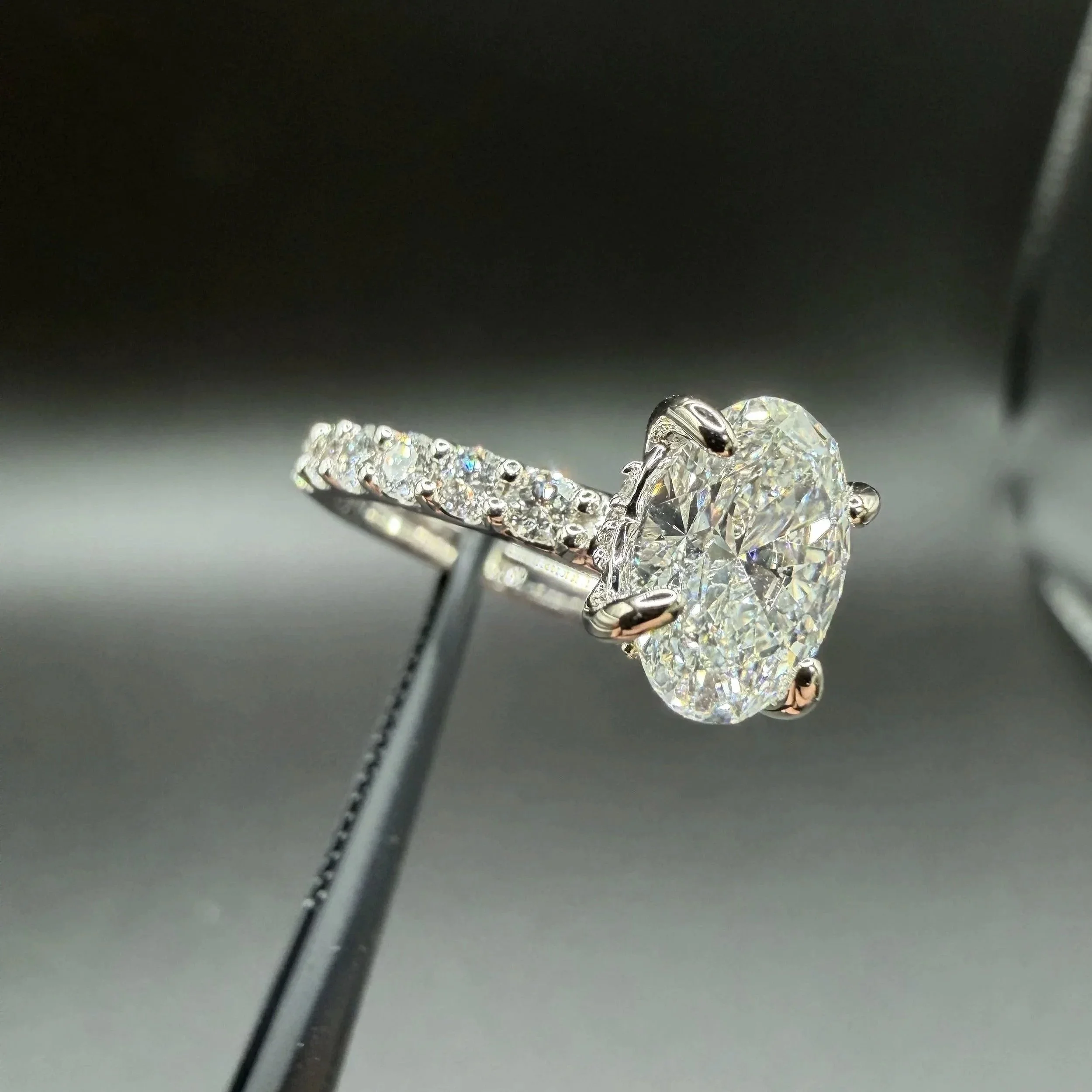 1.5 Ct Oval Diamond Engagement Ring in 14kt White Gold
