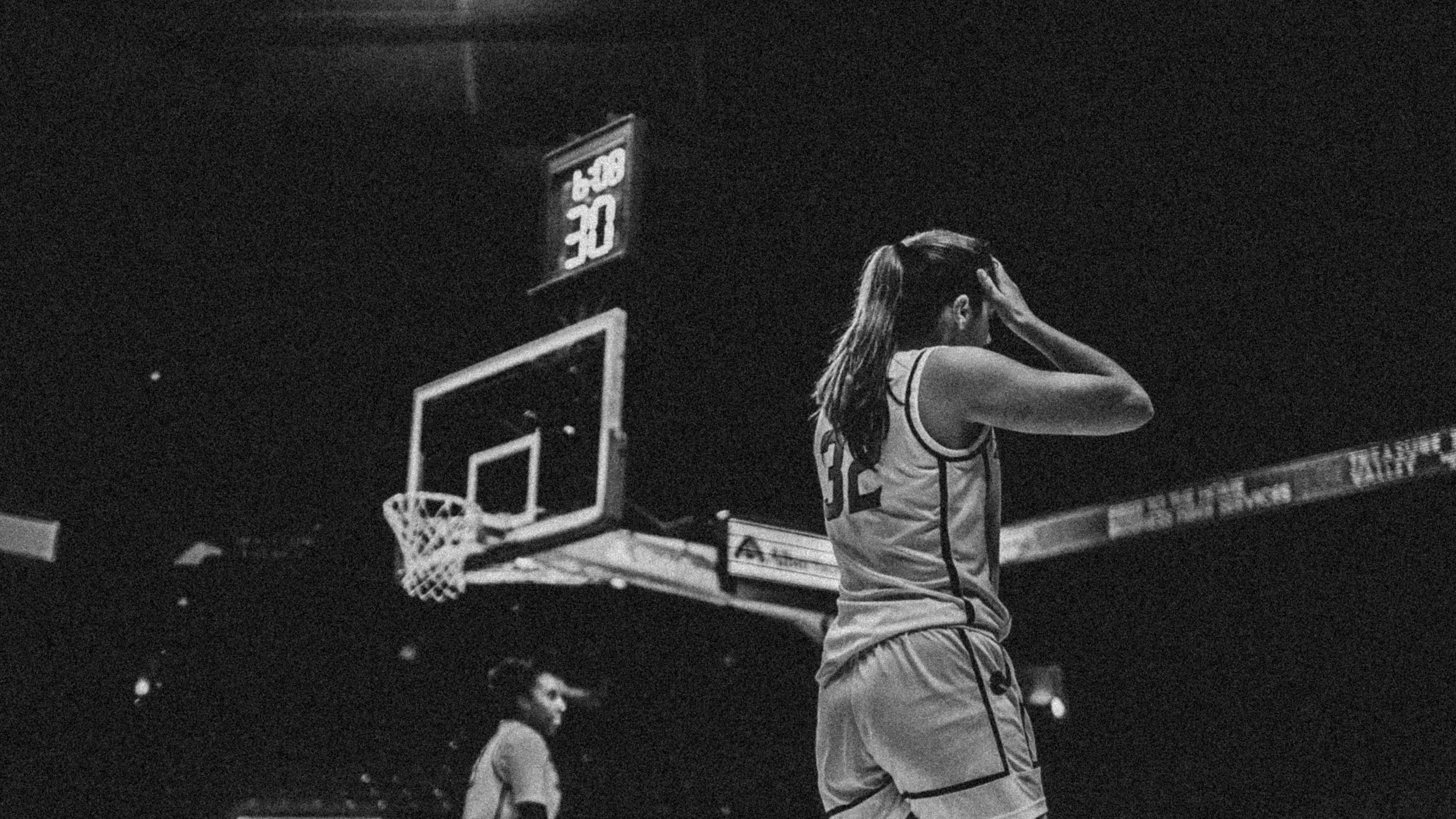 V. UC DAVIS(B-W)-38.jpg