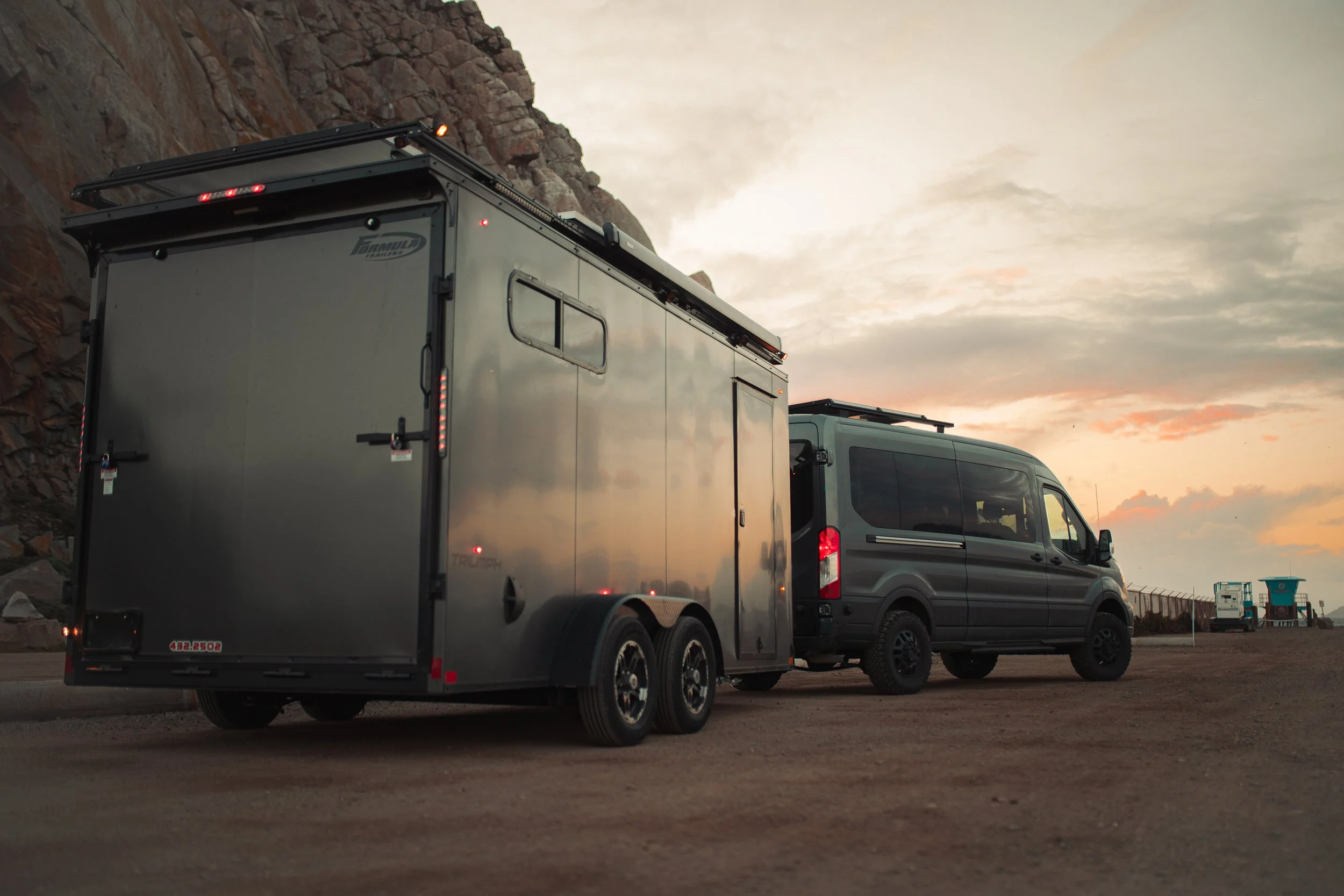 trailer (1 of 1)-4.JPG