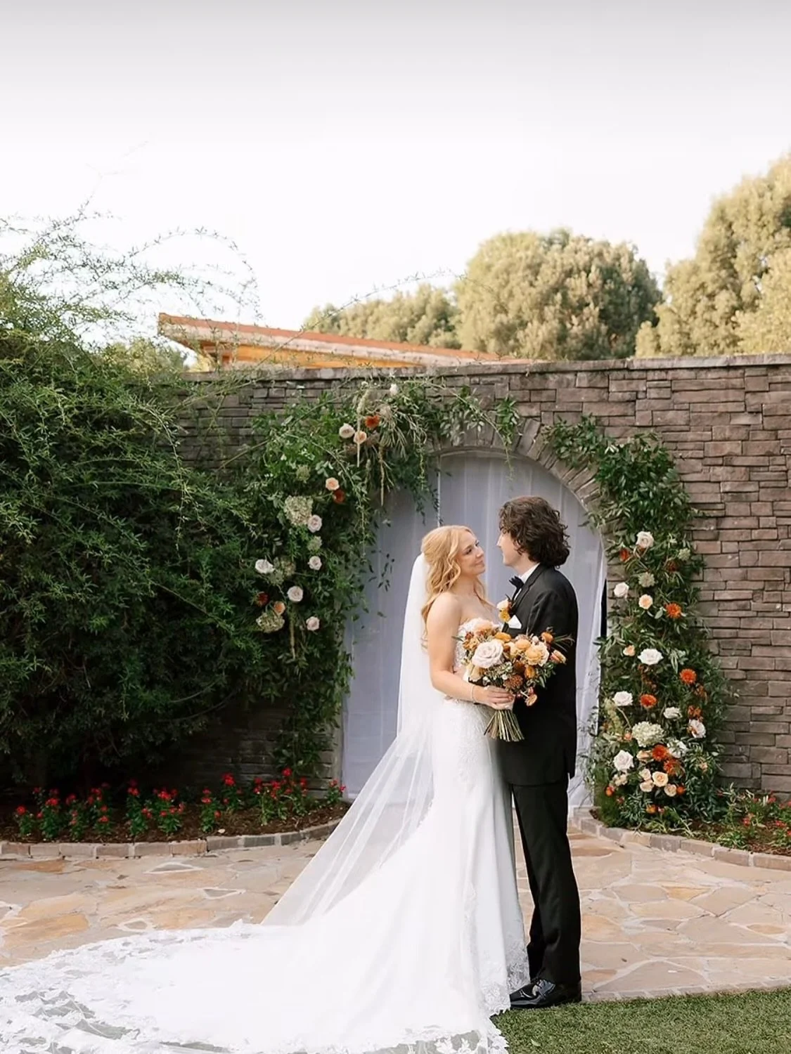 Such gorgeous photos of our gorgeous bride Bonnie on her special day 😍 We had to share them twice because one post just isn&rsquo;t enough 🥹💗
.
.
.
#nataliesbridalsbybb #nataliesbridalsbride #weddings #weddingdress #weddingday #weddingstyle #weddi