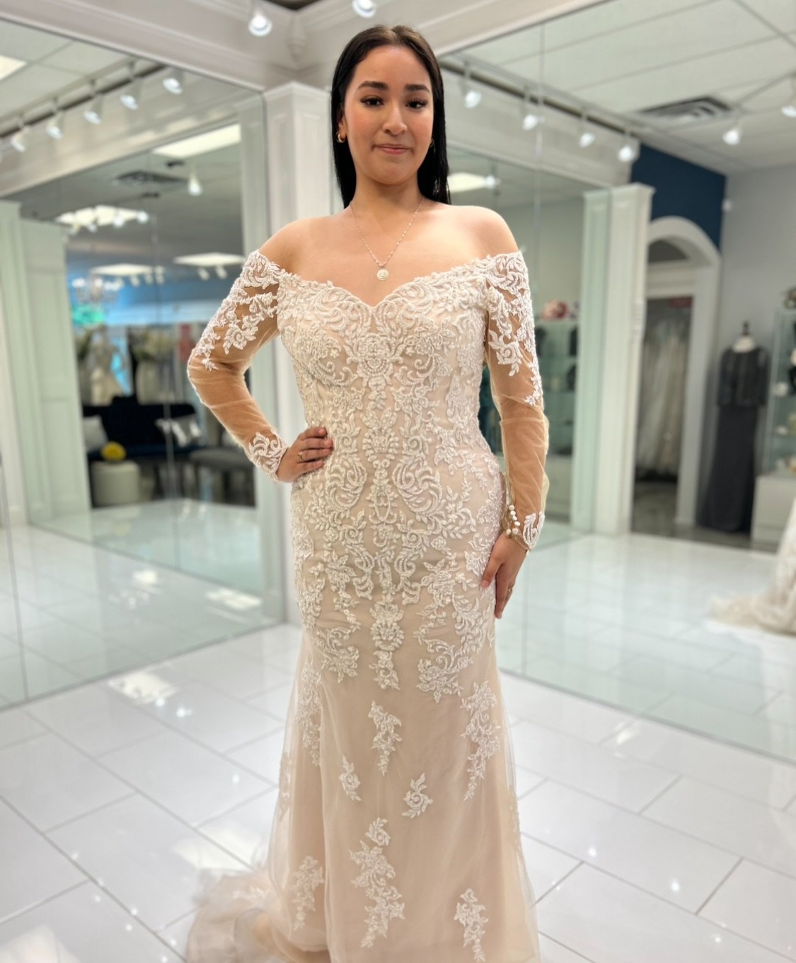 Warning: this gown may cause spontaneous gasps and happy tears 🥲❤️ Alen&ccedil;on lace, sheer corset back, and all the dreamy details your heart can handle
.
.
.
#nataliesbridalsbybb #weddingdress #weddingday #weddings #bridal #bride #bridalstyle #b