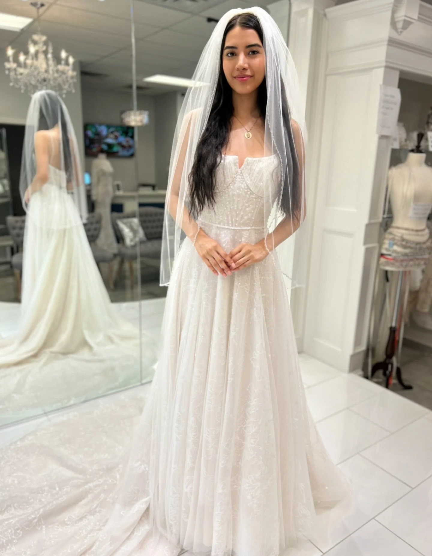 Gossamer tulle, floral sparkle, and a little crystal magic ☺️💕 This wedding dress is perfect for the bride who wants to give ethereal &amp; unique combo 😇
.
.
.
#nataliesbridalsbybb #weddingdress #bridal #ballgown #bridalboutique