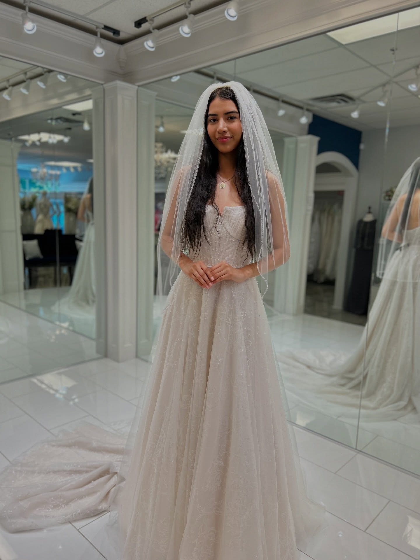 This wedding dress is sculpted either perfection with delicate ruching, crystal beaded straps, and shimmer that shines from every angle ☺️✨ Book your appointment today and take home this beauty 💖
.
.
.
#nataliesbridalsbybb #weddingdress #bride #brid