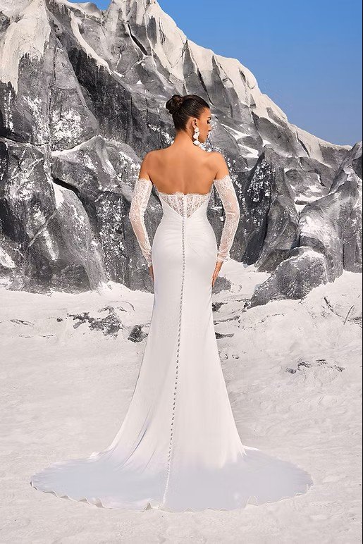 Jadore Evening Style JA11010 Back.jpg
