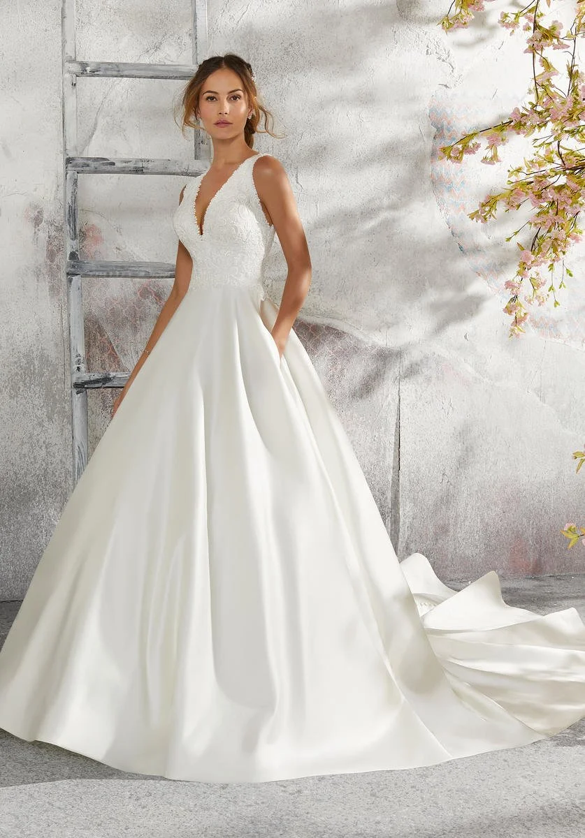 Morilee 5684 Front.jpg