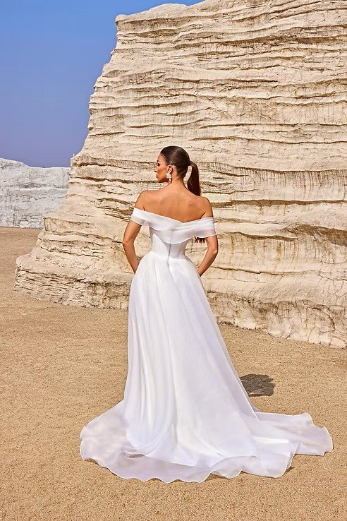 Jadore Evening Style JA9006 Back.jpg