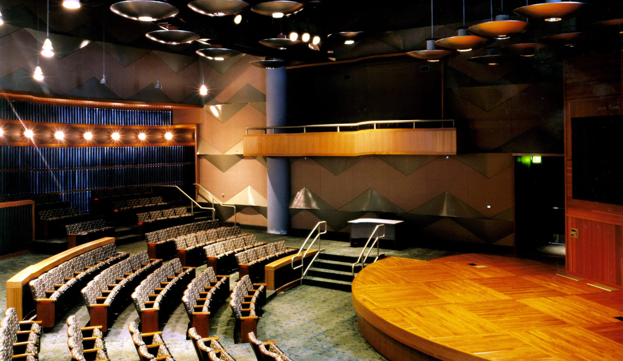 Steinberg-Hart_Los-Angeles-Public-Library-6-aspect-ratio-19-11.jpg