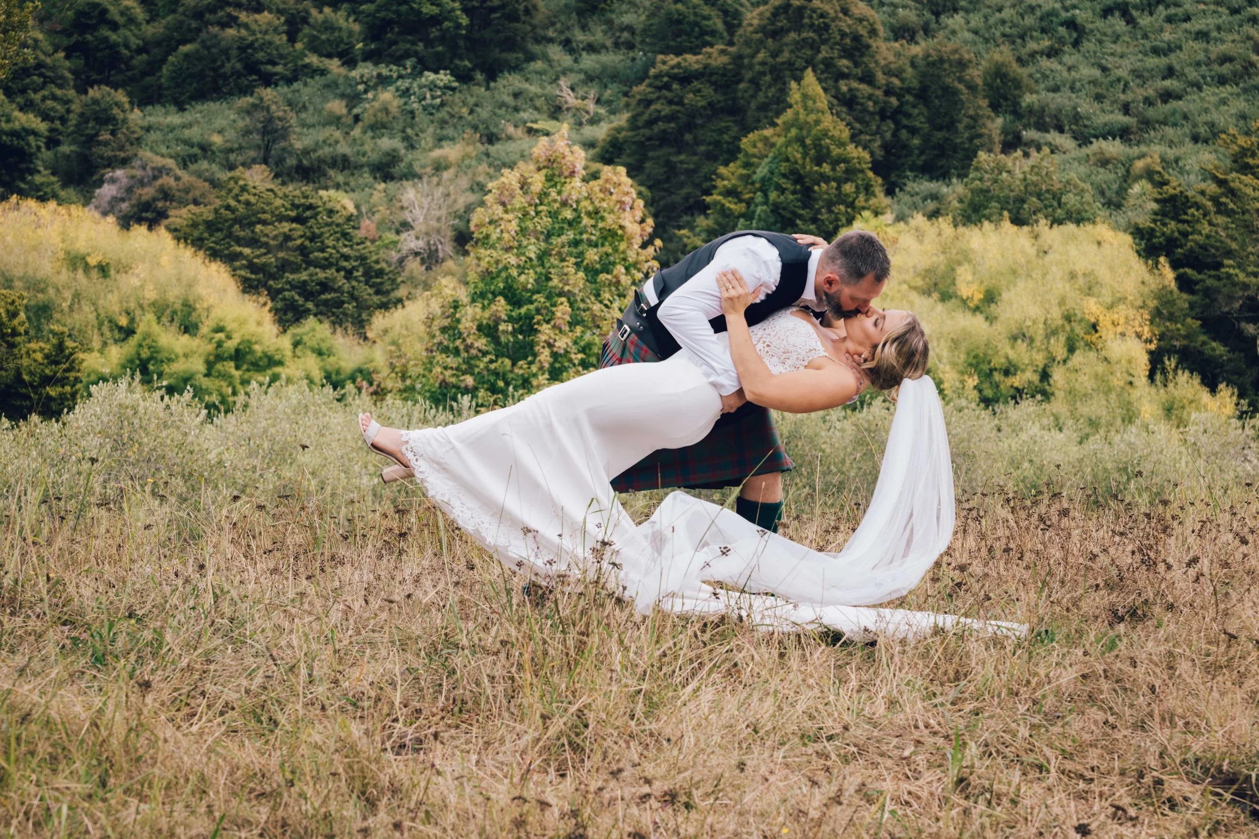 Elopements/Weddings