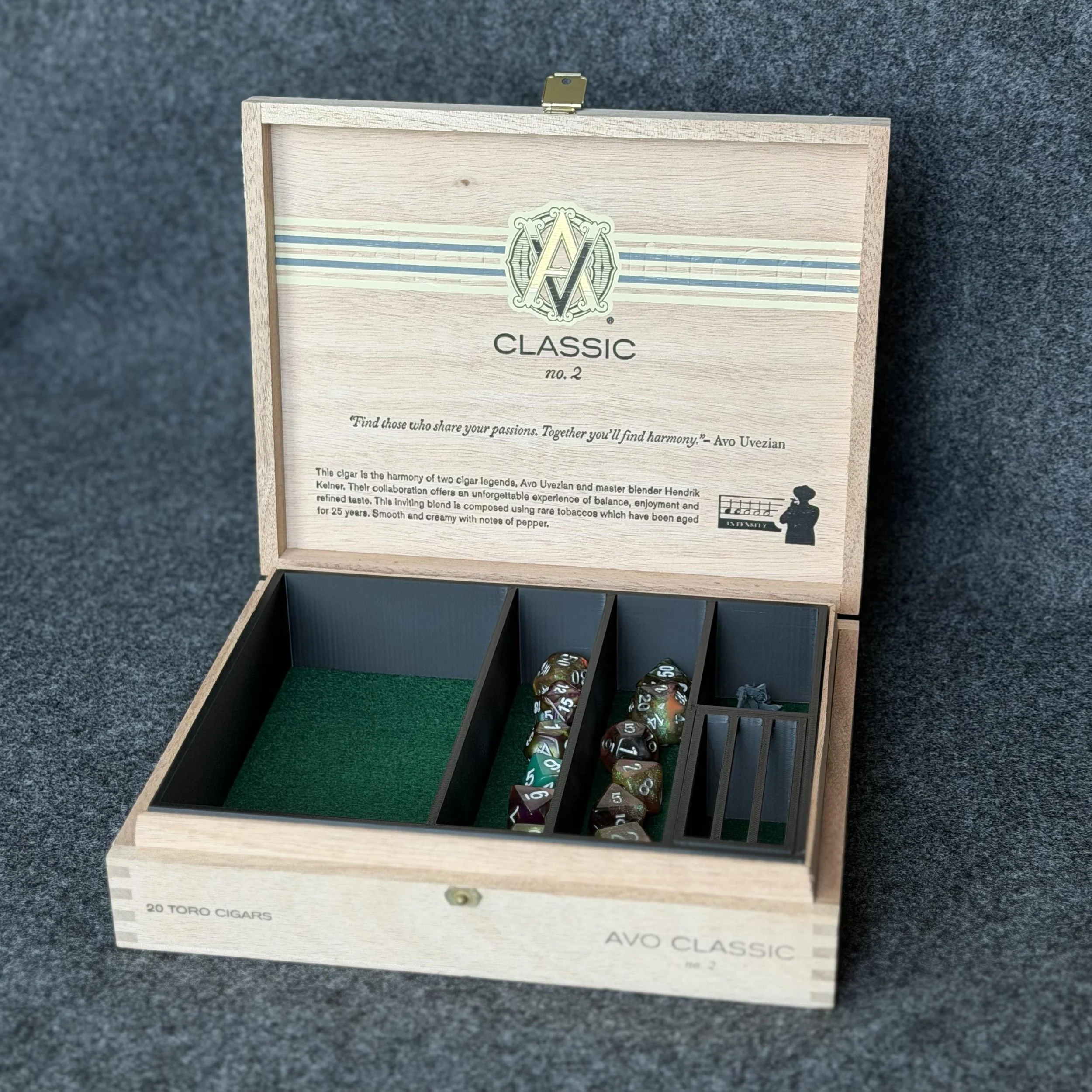 The Virtuoso - AVO Classic No. 2 Cigar Box Dice Tray