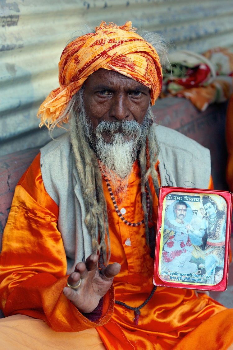 Baba+on+The+Ganges.jpg