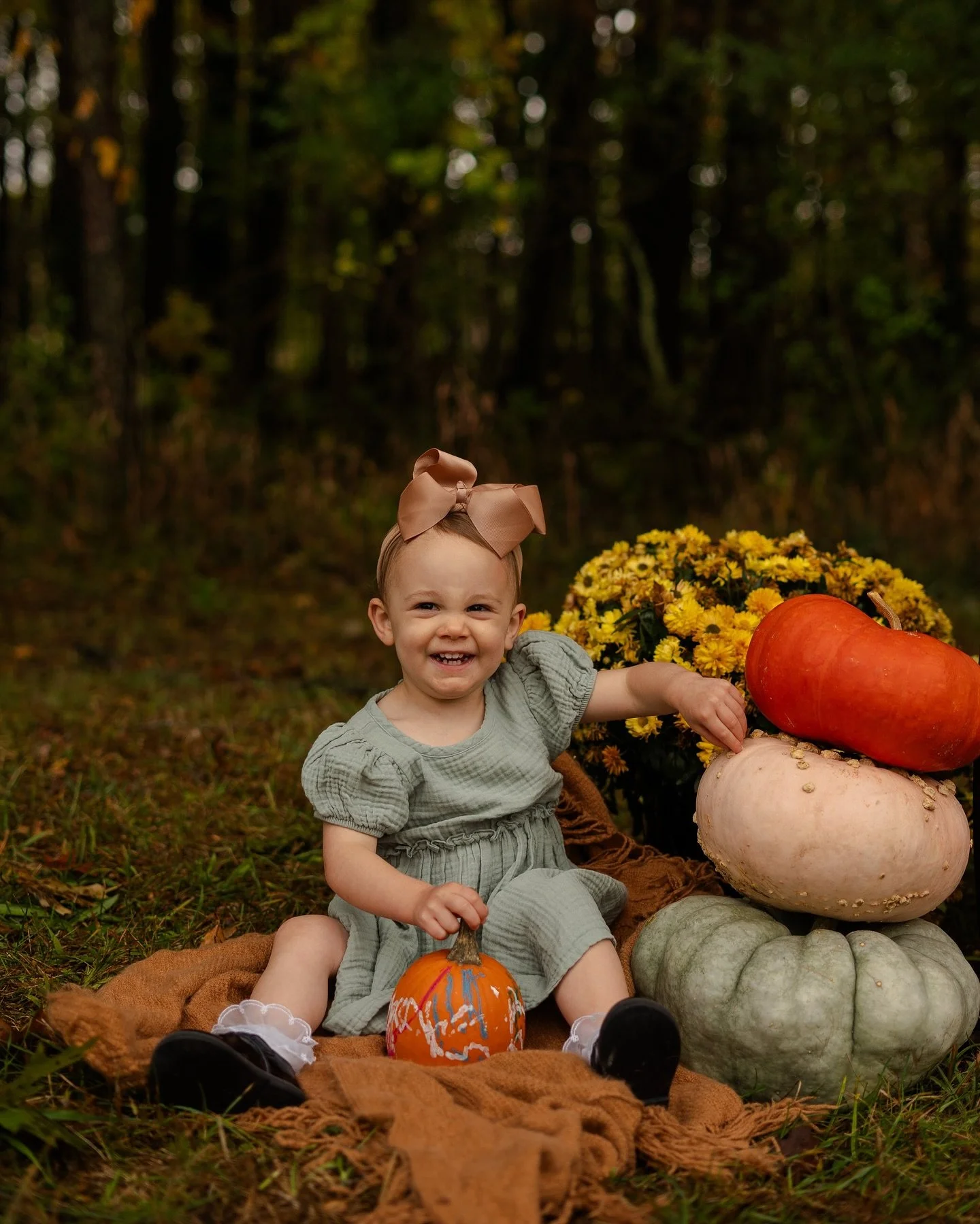 Just catching up on posting some old photos 😅 fun little family shoot from November!