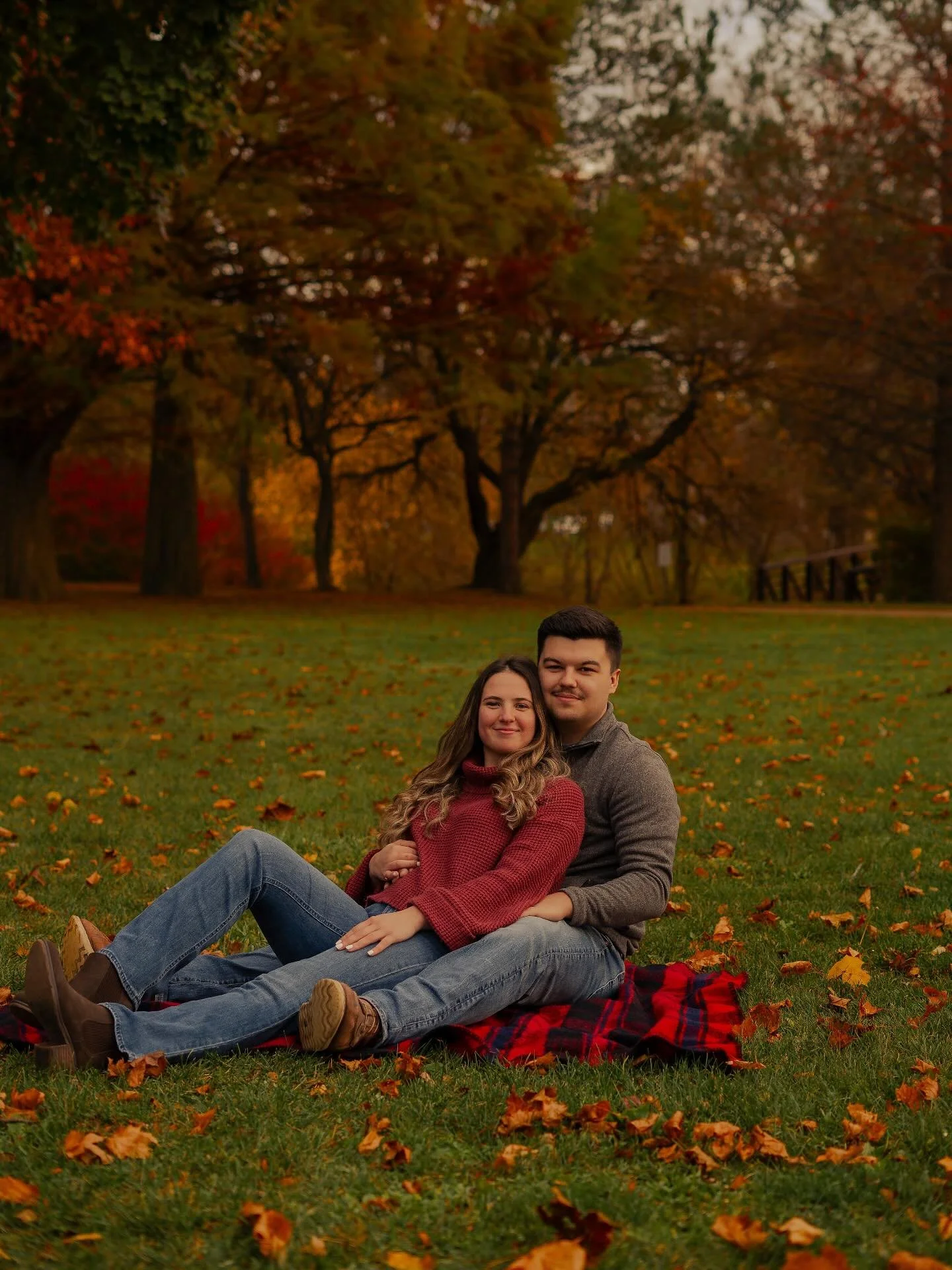 Pretty sure this shoot has a permanent spot in my brain at this point. Wanna get on my books for a cute little fall session?? Dm to snag a spot 🧡 it&rsquo;s better than therapy!!! (Don&rsquo;t fact check that)