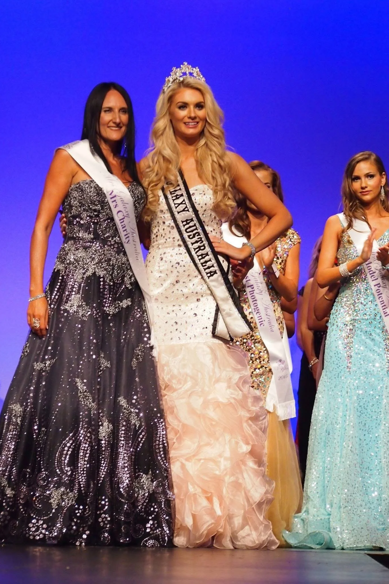Azelene Williams National Finalist for 2015 Mrs Galaxy