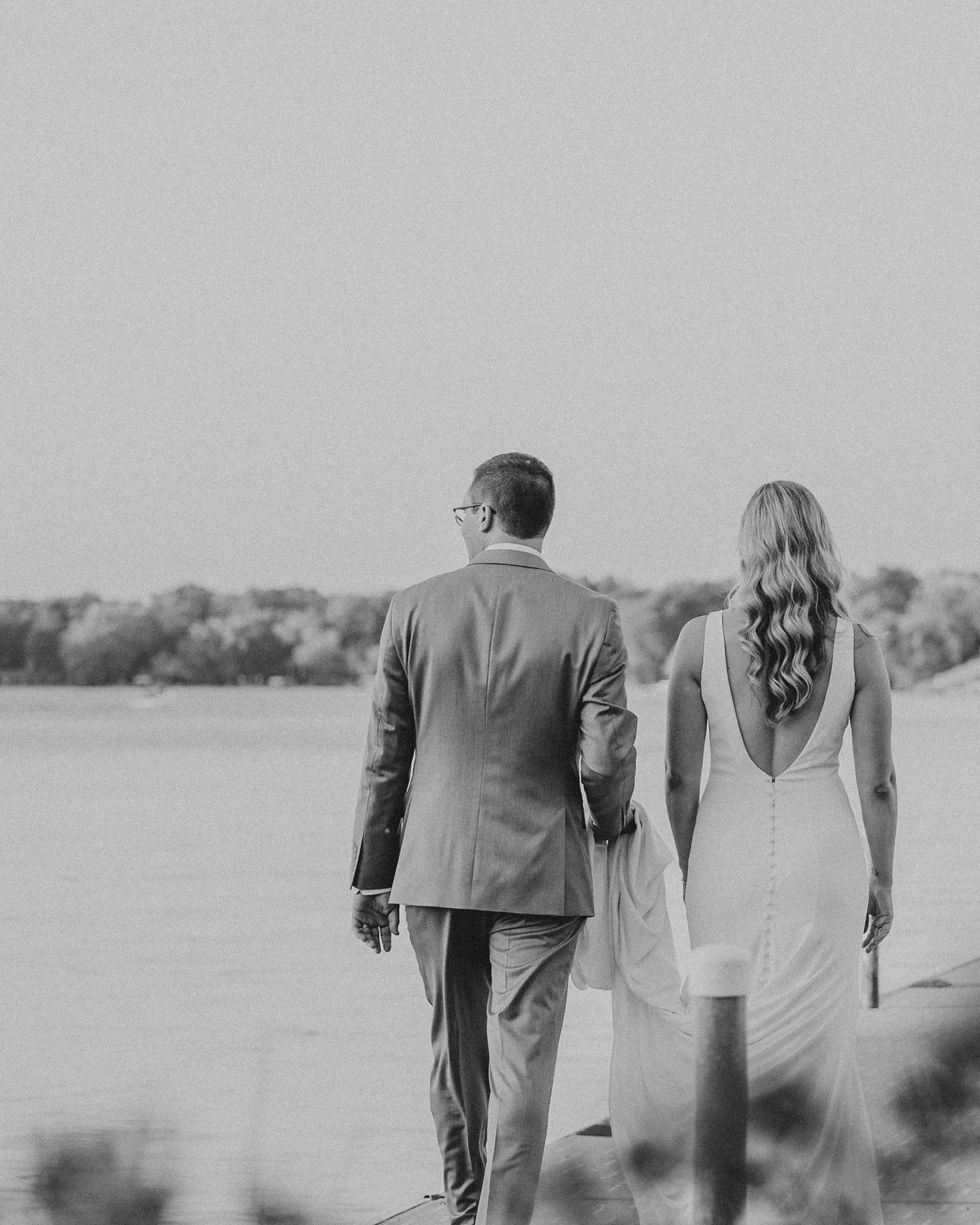 Colleen + Drew 🧡 10/04/25 💍✨
 
 
#wisconsinwedding #wisconsinbride #wisconsonweddingphotographer #wisconsinengagementphotographer #oconomowoc #oconomowoccommunitycenter #octoberwedding #ozaukeephotographer #weddingday #mkephotographer #milwaukeewed