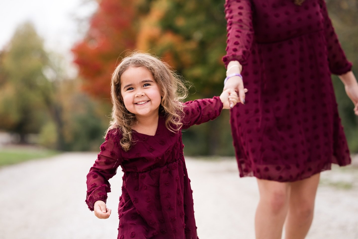 Per usual, I have a million fall family and wedding photos to share (and probably a million still to edit). But let me take a break to show you this cute little face. 😍 Happy Saturday!
 
 
 
 
 
#ozaukeephotographer #mkephotographer #wisconsinphotog