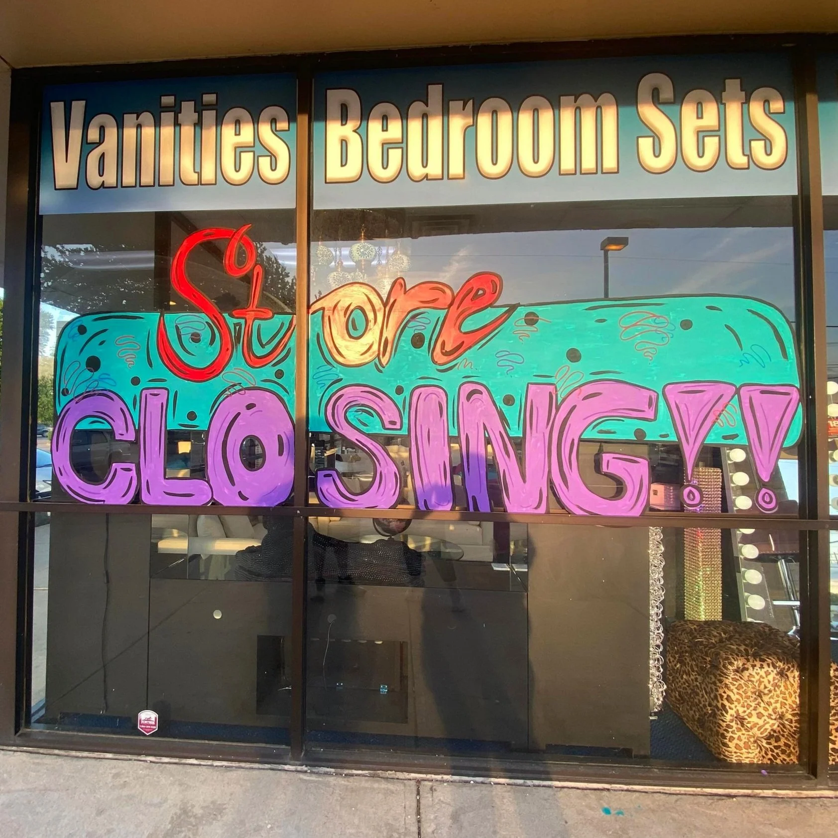 store closing.jpg
