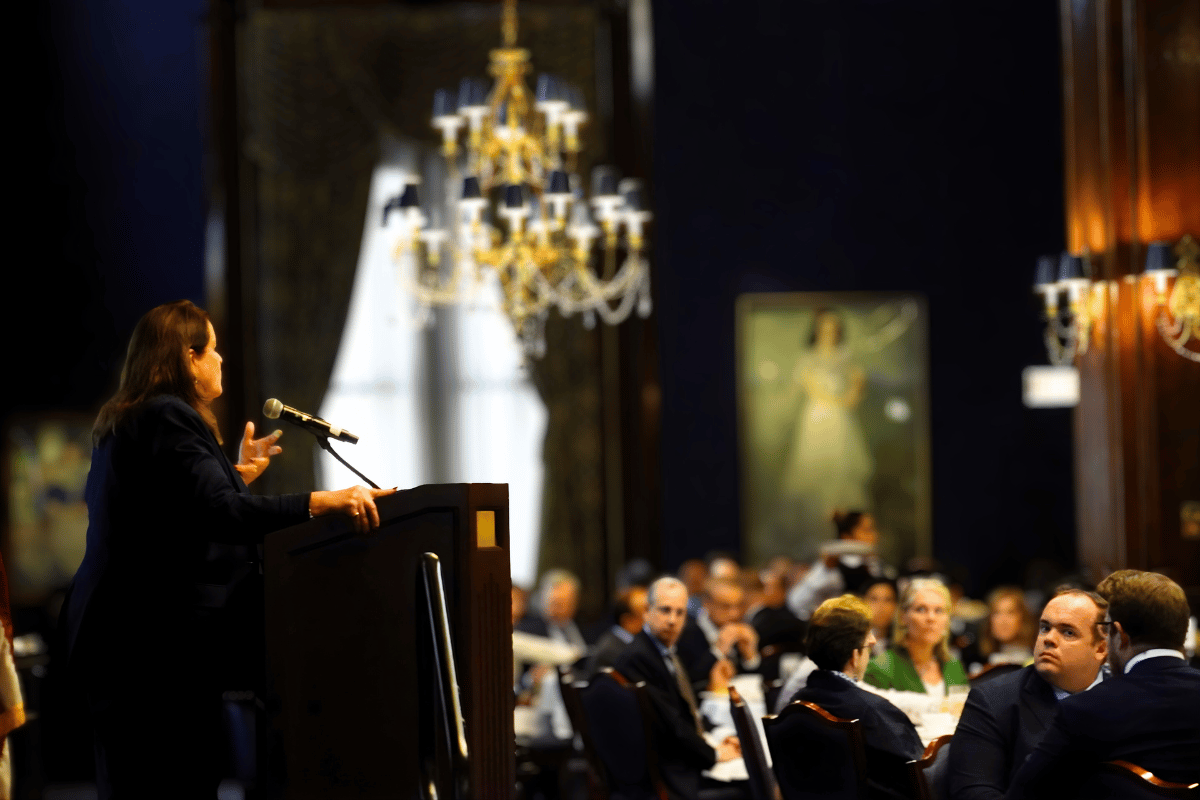 hon-chief-judge-virginia-m-kendall-addresses-chicago-chapter-federal-bar-association.png