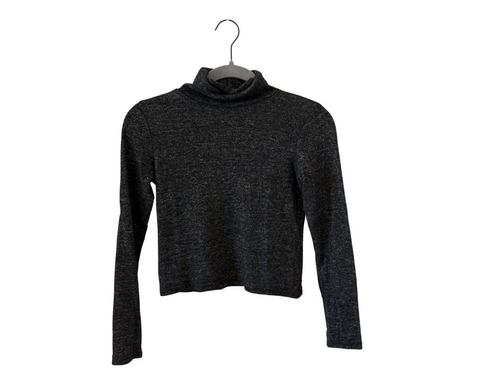 gray turtleneck.jpg