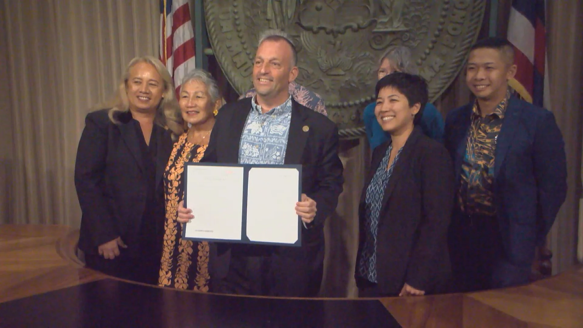 Hawaiʻi passes 'Green Fee' law: Tourists to help fund climate resilience