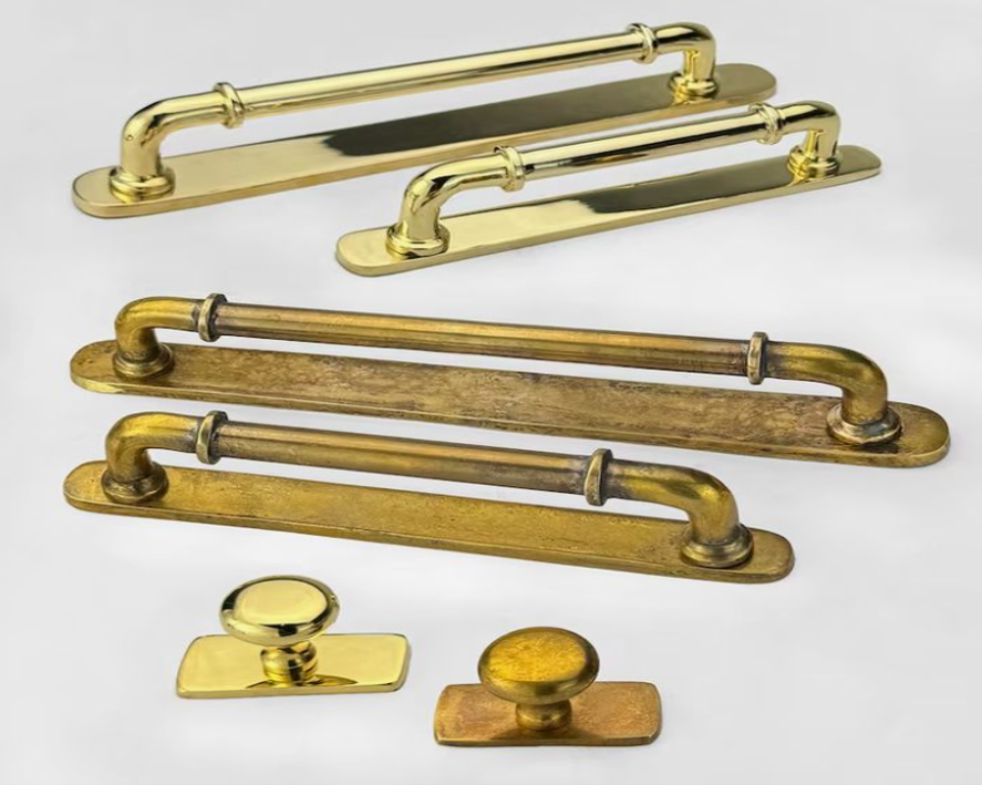 Choosing Antique Brass Hardware with Precision and Fine Finish
