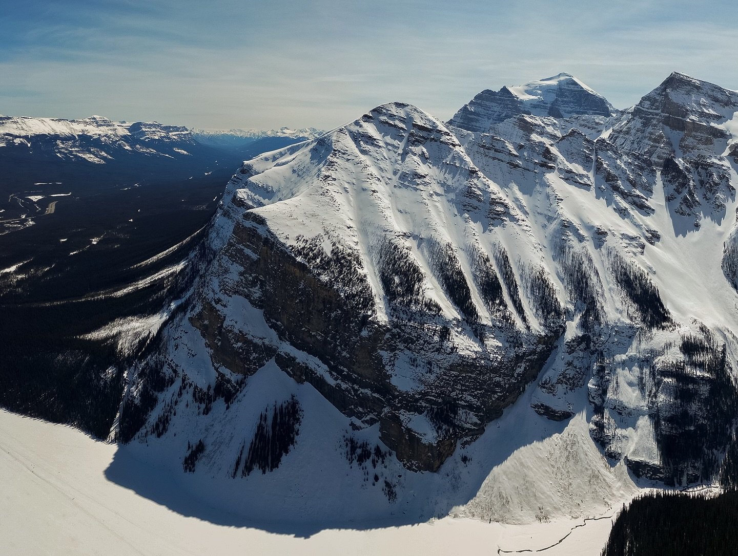 Beautiful hike in a beautiful place. Probably should’ve had crampons 😅
.
.
.
.
.
.
.
.
.
.
.
#banff #banffnationalpark #banffcanada #banffalberta #lakelouise #lakelouisecanada #lakelouisealberta #dji #natgeo #natgeoyourshot #natgeotravel #natu