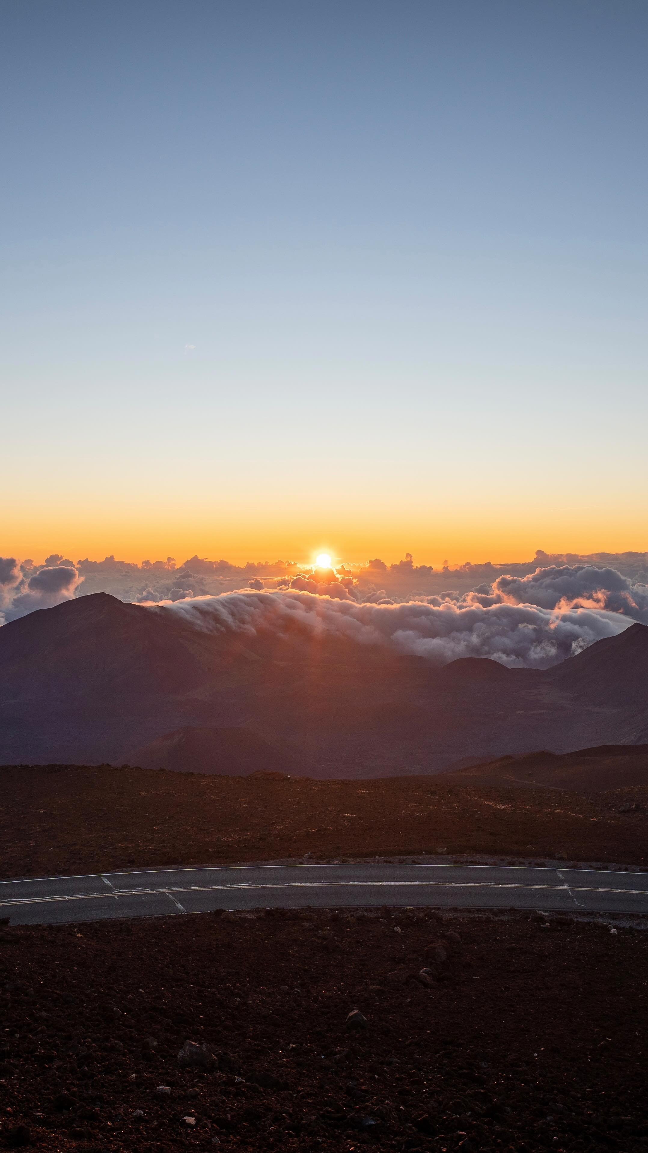 A Sunrise Poetry- Haleakala Awakens, Cloaked in the Dance of Morning Clouds.
.
.
.
.
.
.
.
.
.
.
.
.
.
.
#SunriseSerenity
#HaleakalāMagic
#NatureTimeLapse
#CloudscapeCapture
#SkyDance
#MorningGlory
#CalderaColors
#EpicSunrise
#CloudsOverPeaks
#Golden