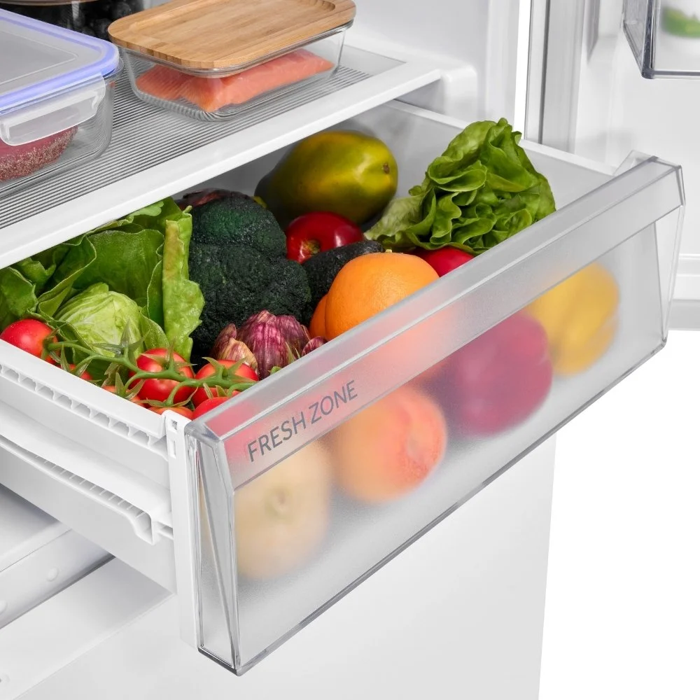 59.5cm Fridge Freezer — Sensis