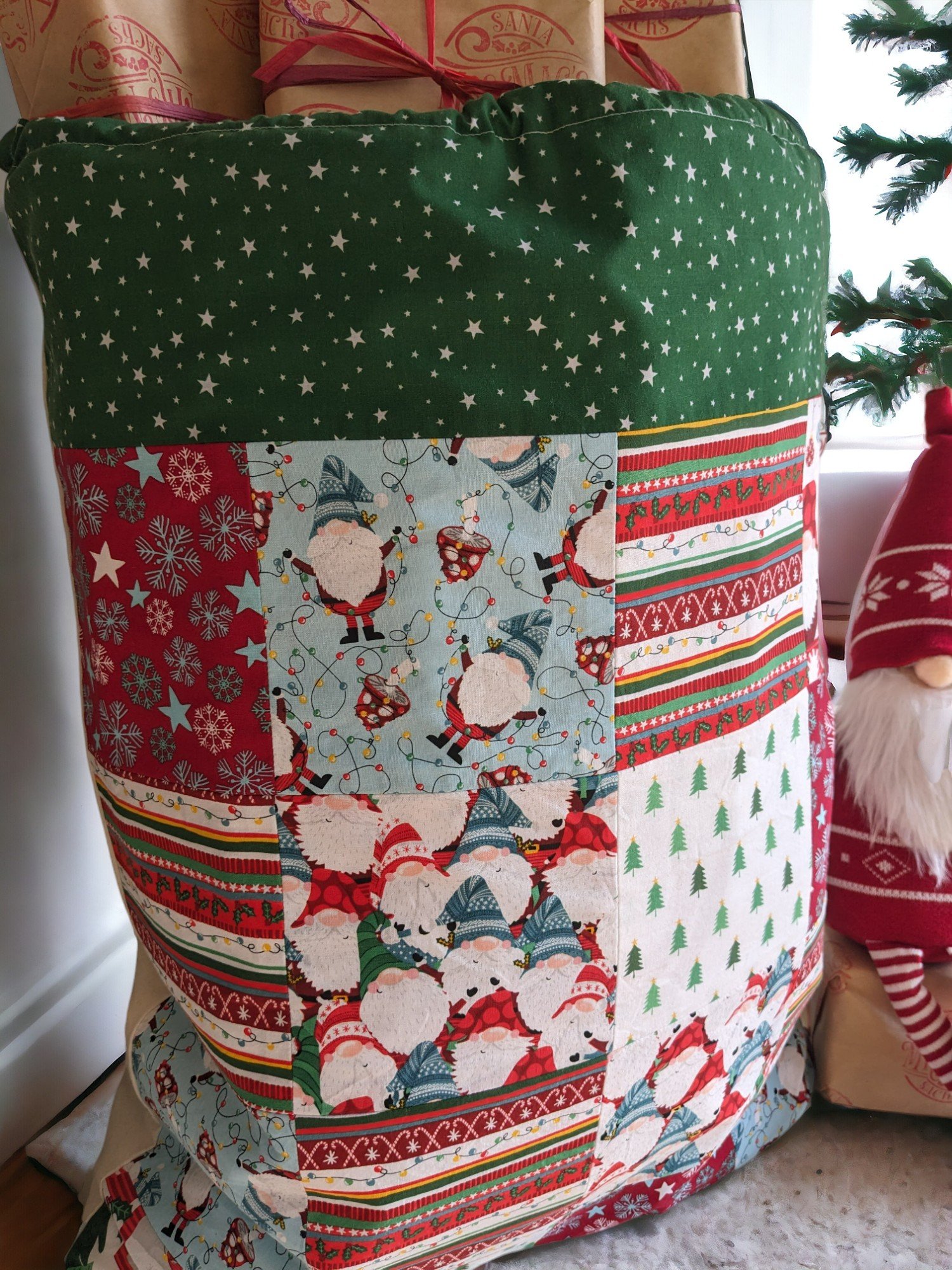 christmas mischief side.jpg