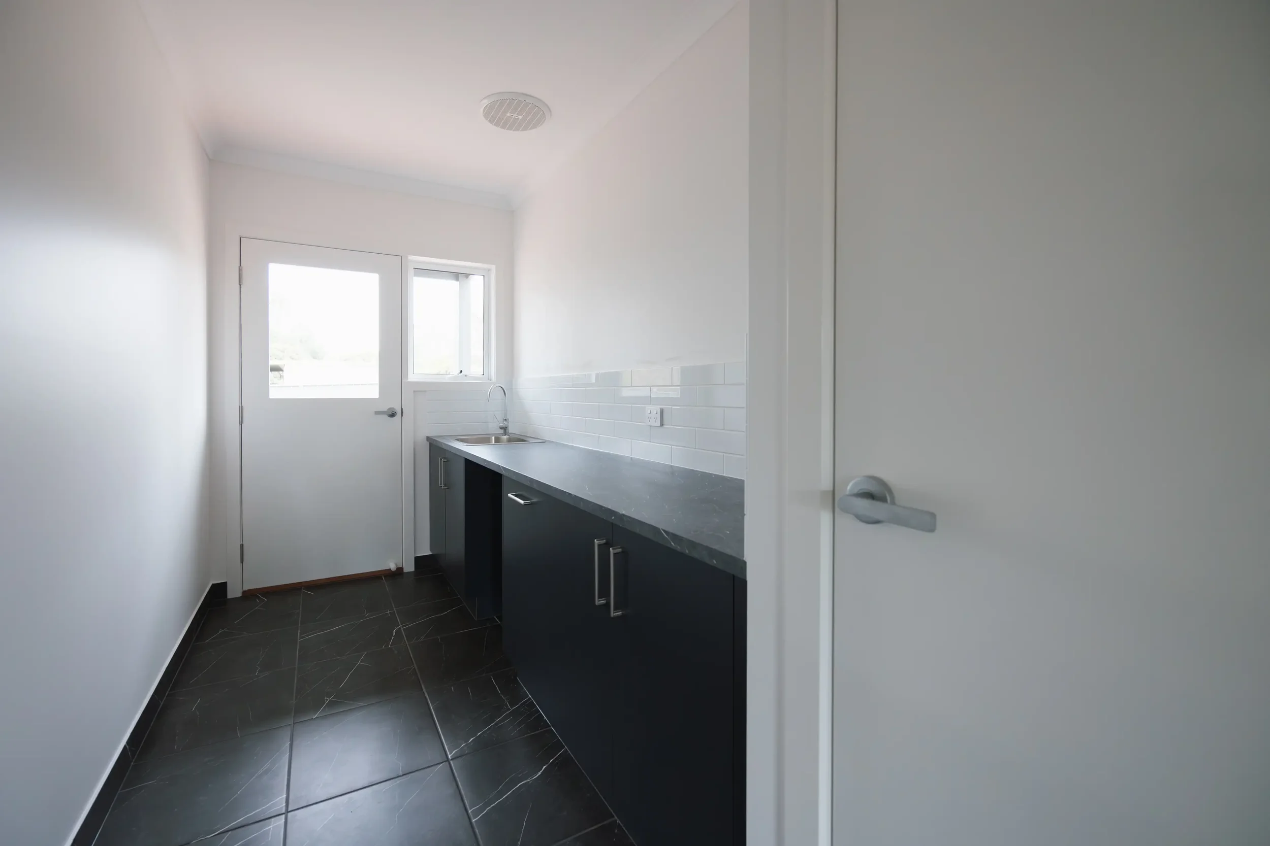 2508-Garron-StationSt-17.webp