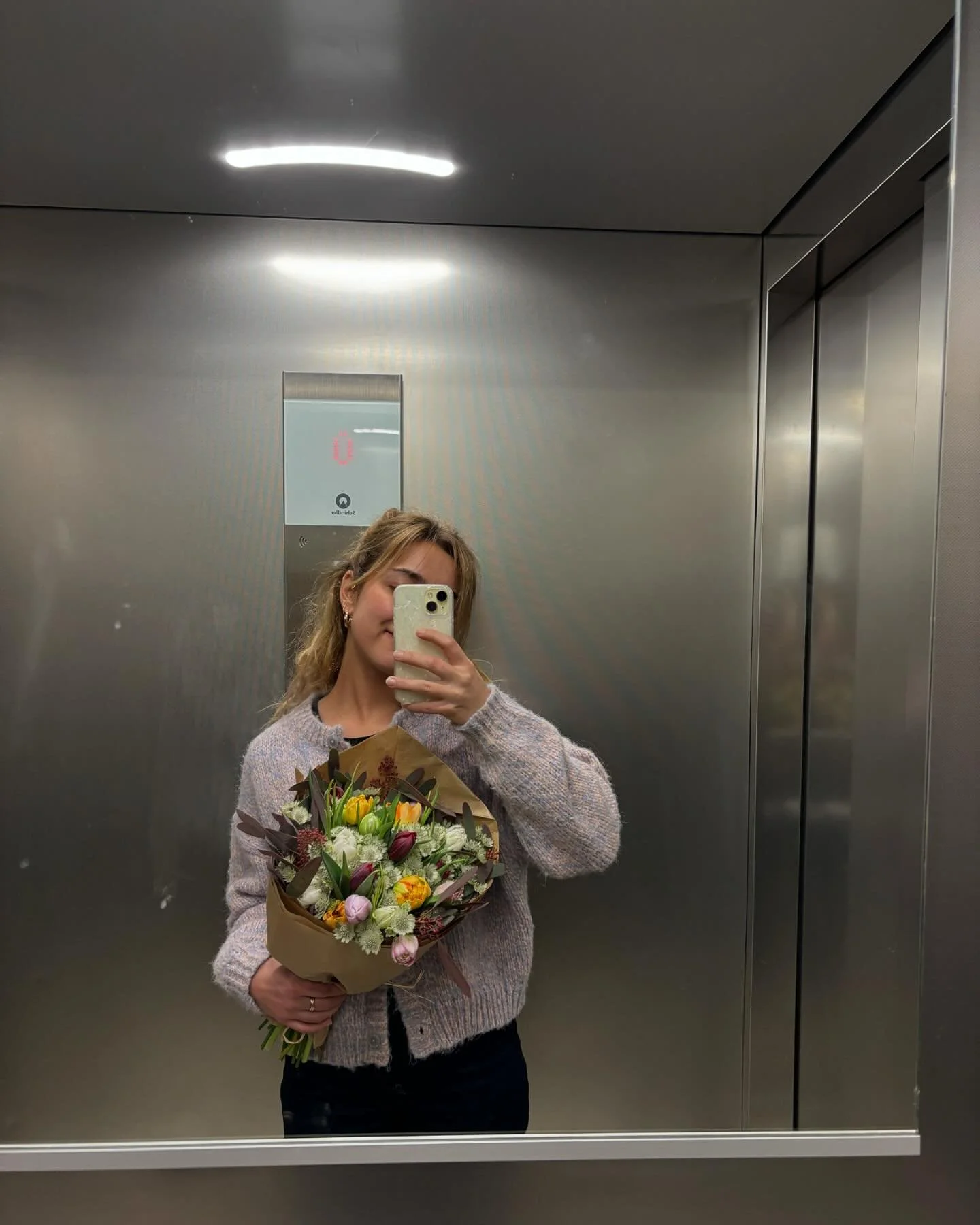 Selfie dump 💐

N&rsquo;h&eacute;sitez pas &agrave; nous contacter pour des livraisons florales r&eacute;guli&egrave;res ou occasionnelles ✨