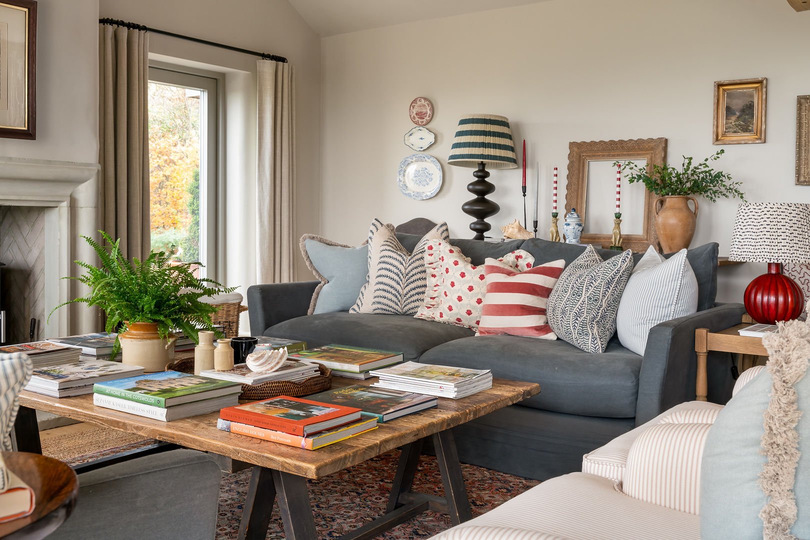 Lounge-design-BrahamMacnicollStudio.jpg