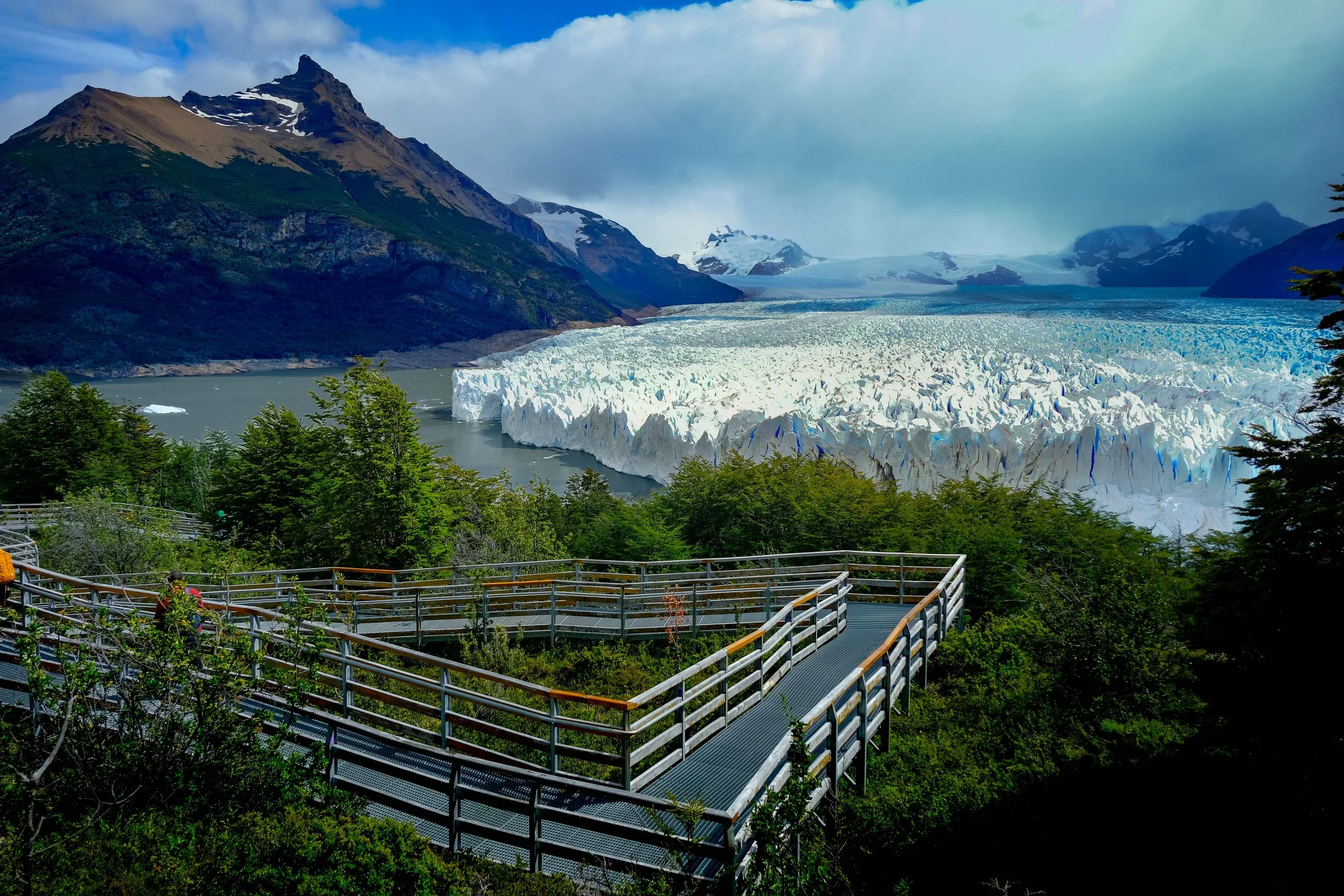 Anne Muntuerto  - -3-26.jpg