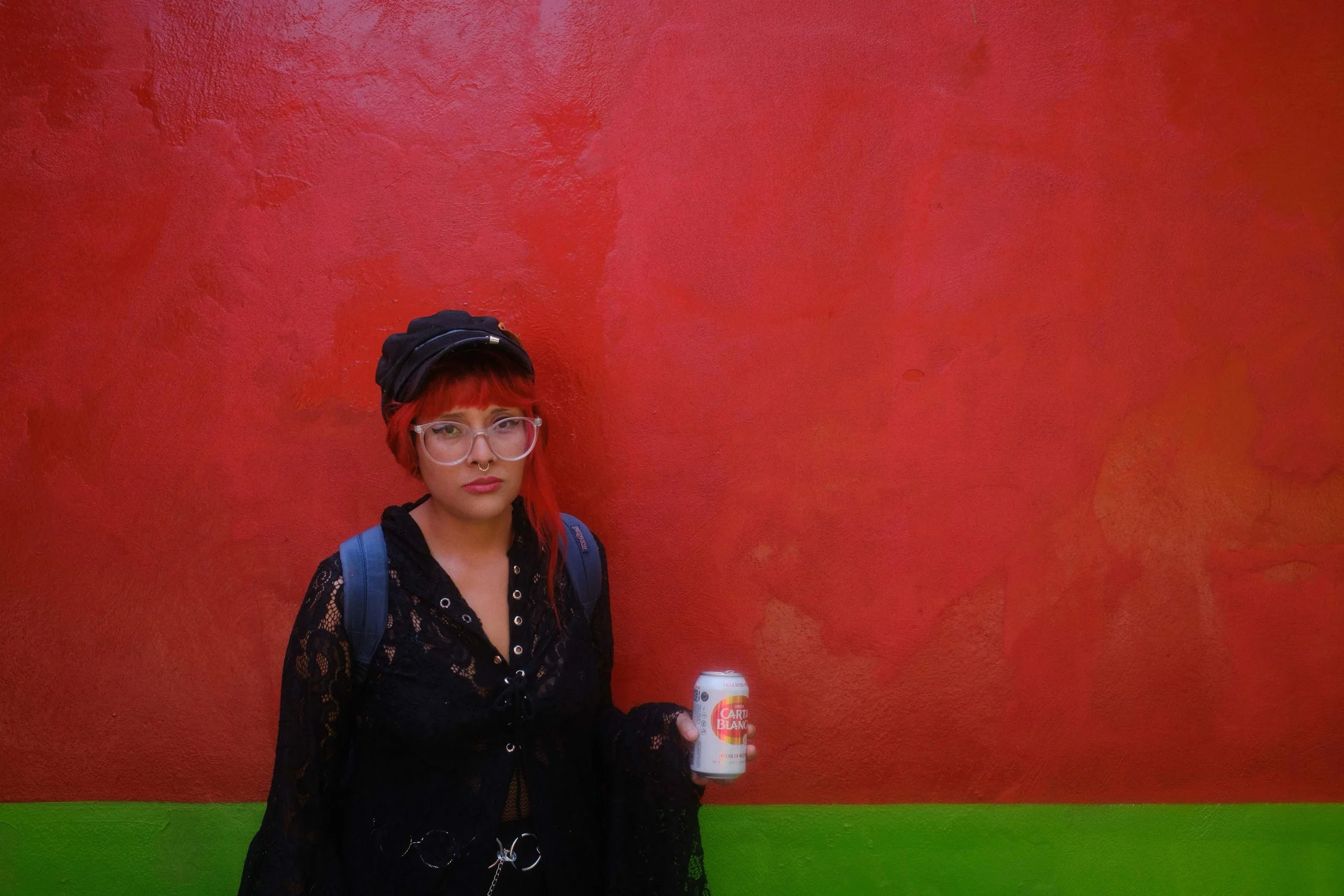 Color therapy. 🔴💚 #cdmx
.
.
.
.
.
.
.
.
.
 #unexp_peace #womeninstreet #mystreet_women #burnmyeye