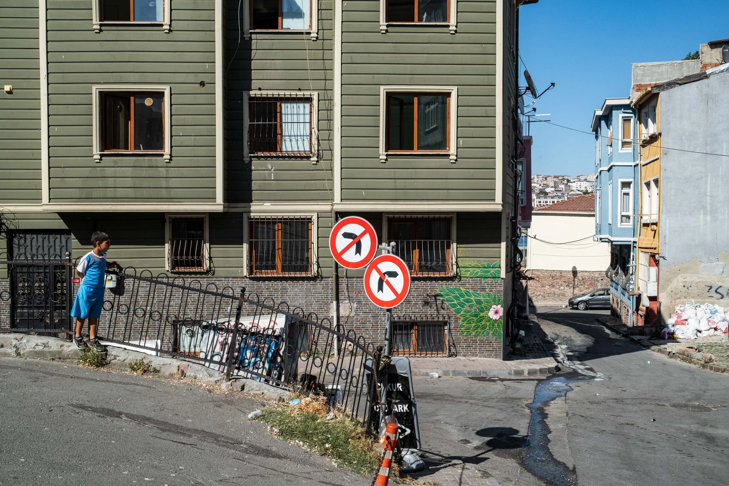 Anne Muntuerto  - -1-21.jpg