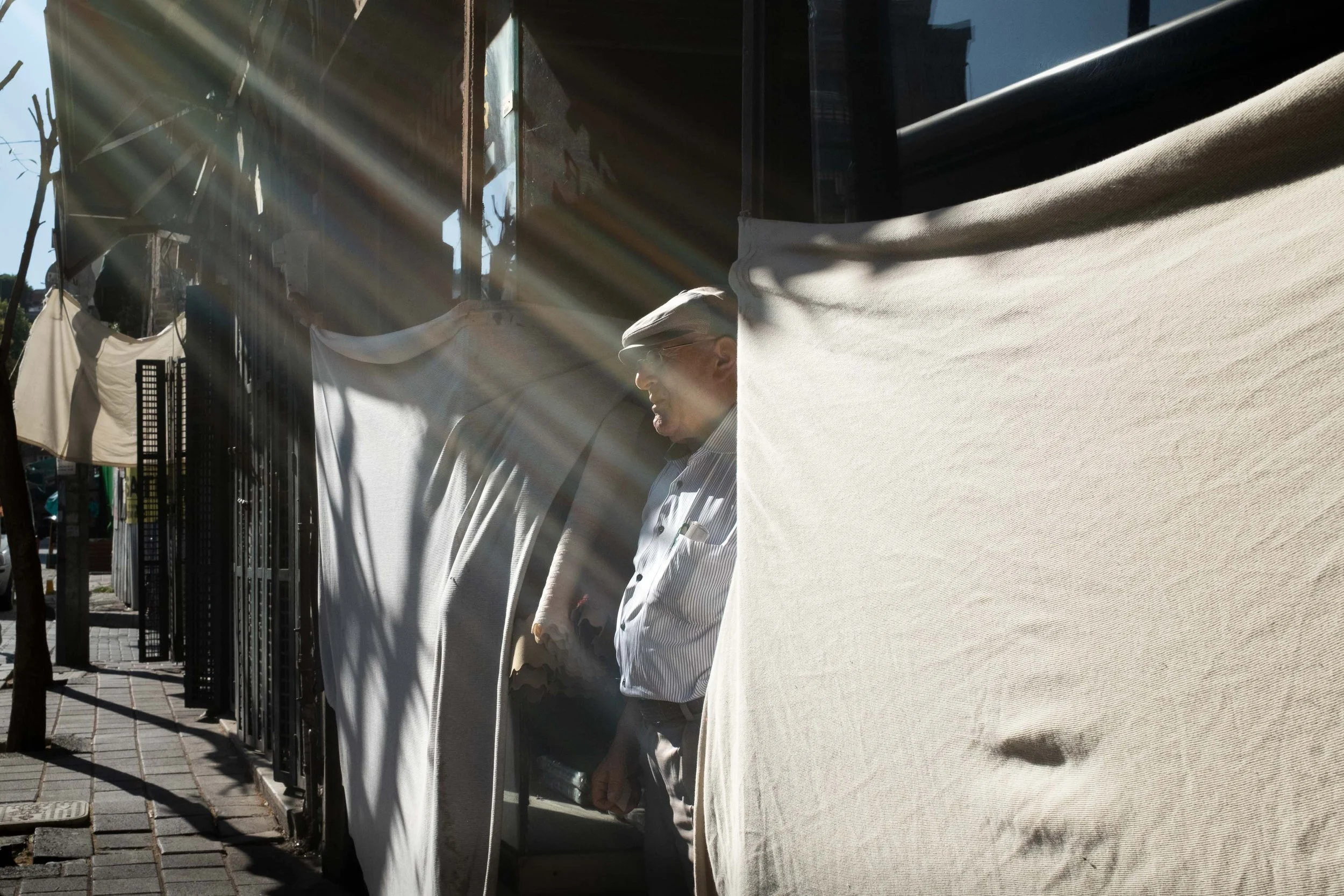 Anne Muntuerto  - -1-4.jpg