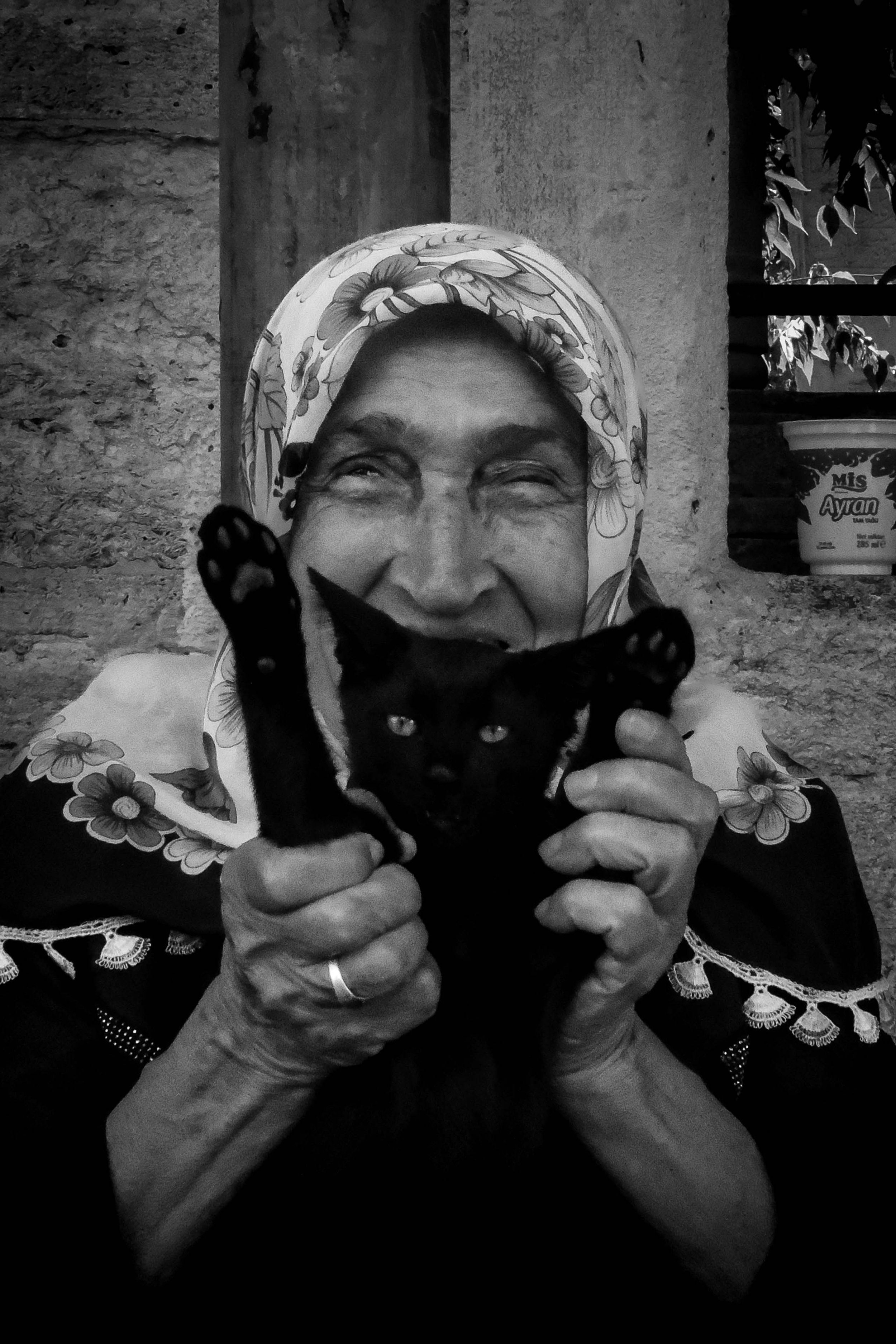 Anne Muntuerto  - -1-11.jpg