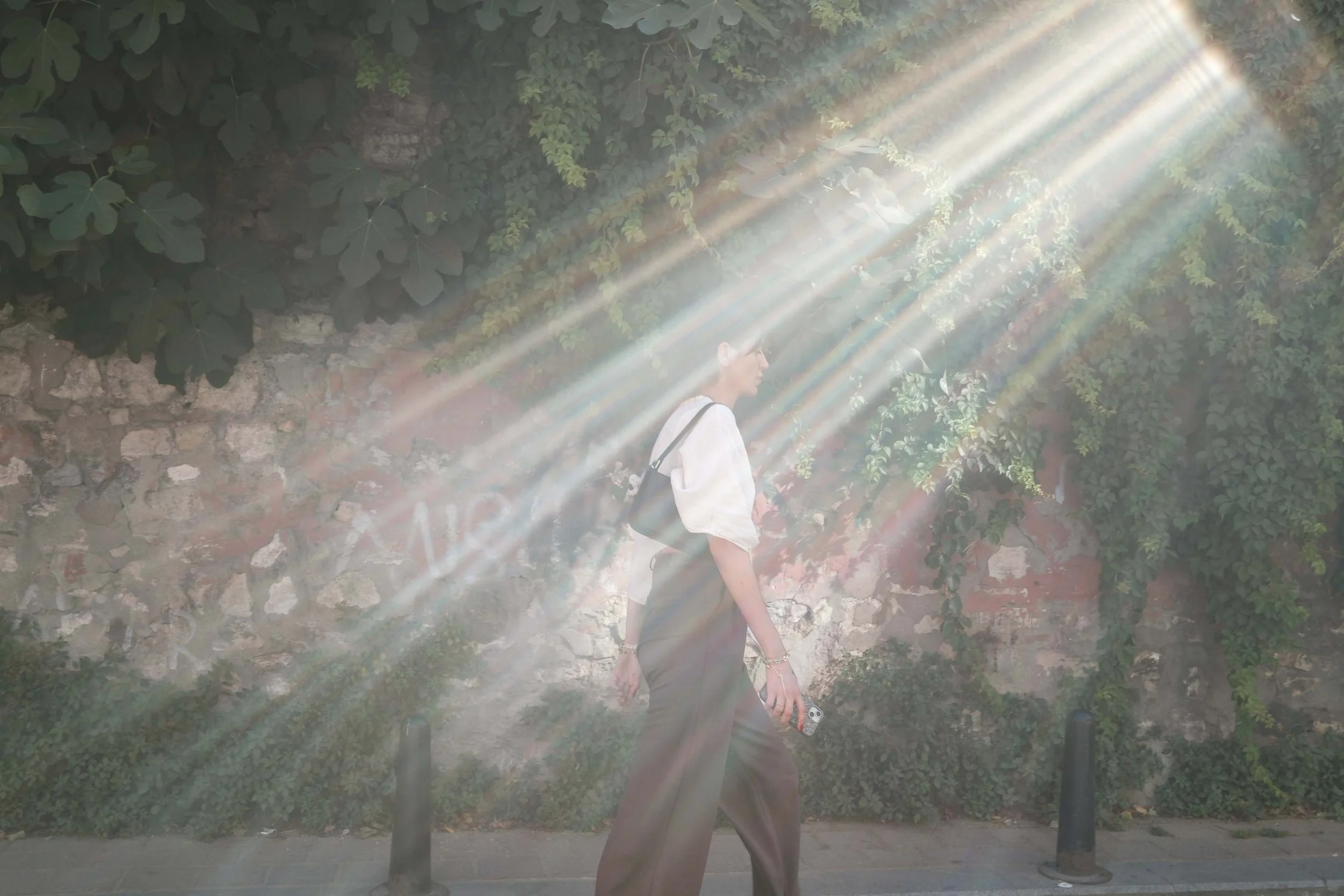 Anne Muntuerto  - -1-5.jpg