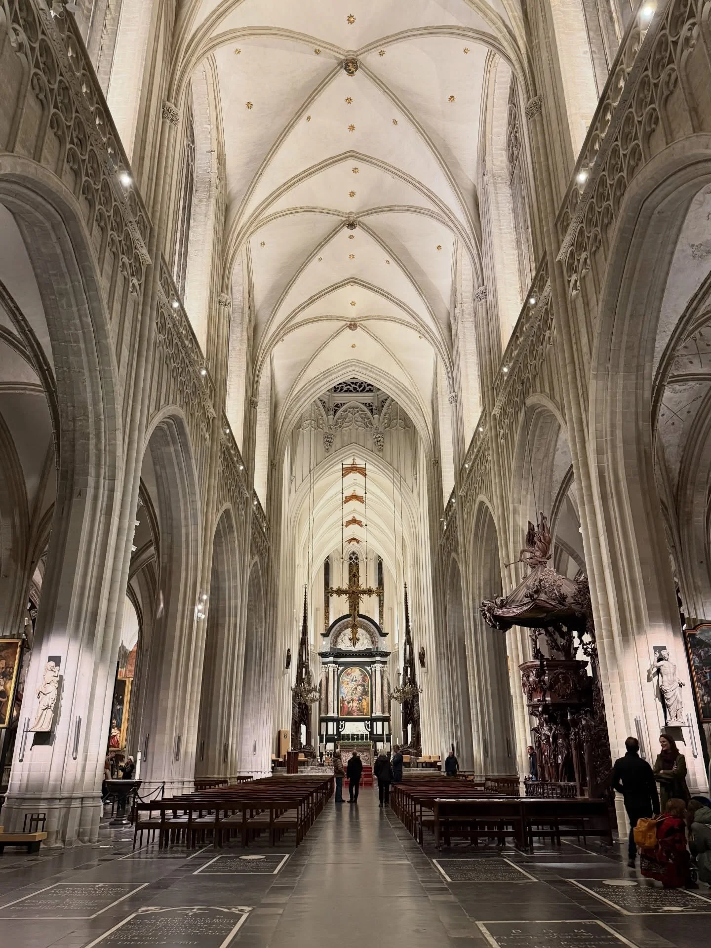Last night &lsquo;in residence&rsquo; officially opened at the Cathedral of Antwerp. The exhibition features work of five talented artists who balance their artistic work with their roles at the Cathedral. 

We are thrilled and proud to share that ou