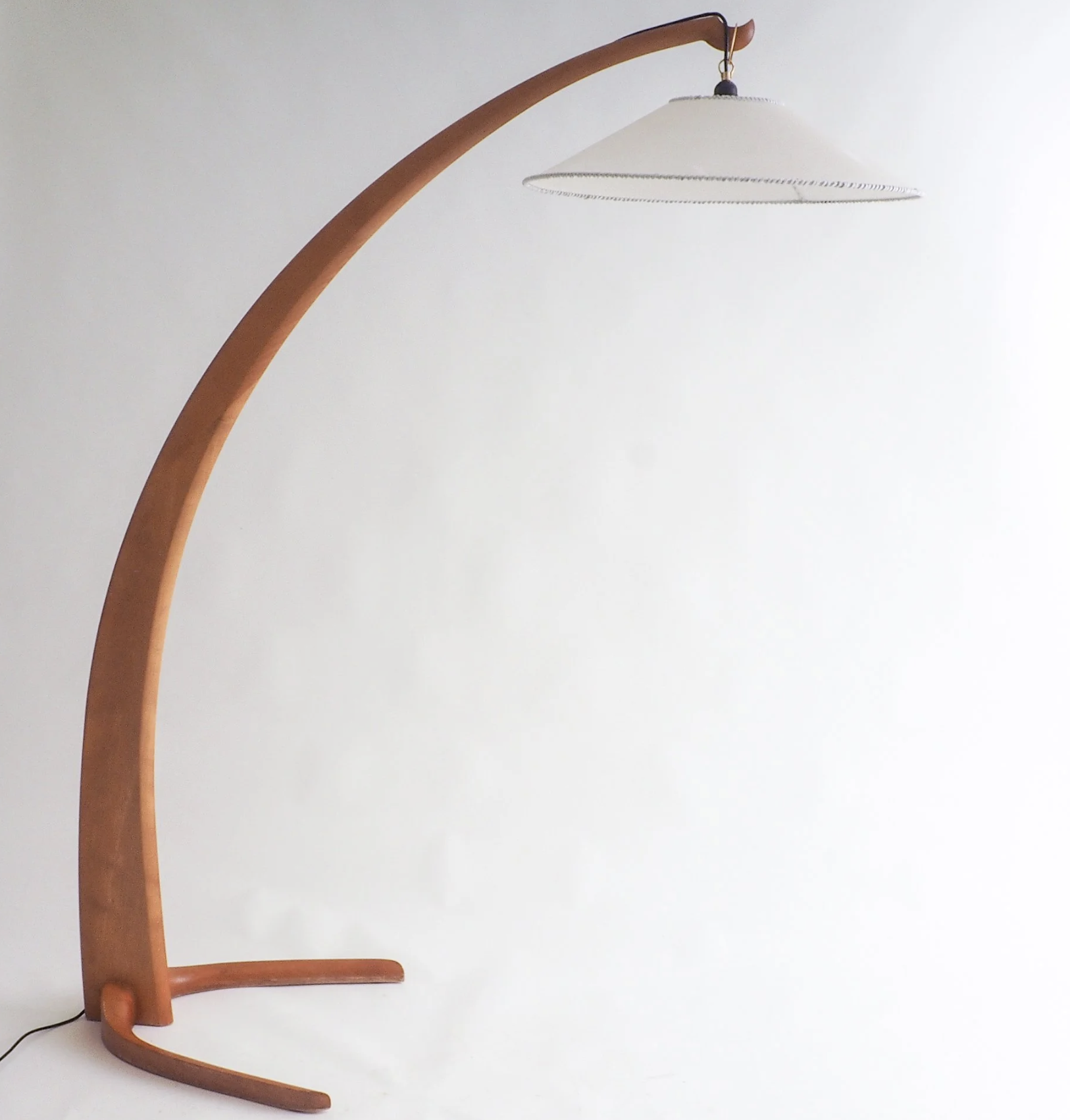 Arc Solid Wood Floor Lamp