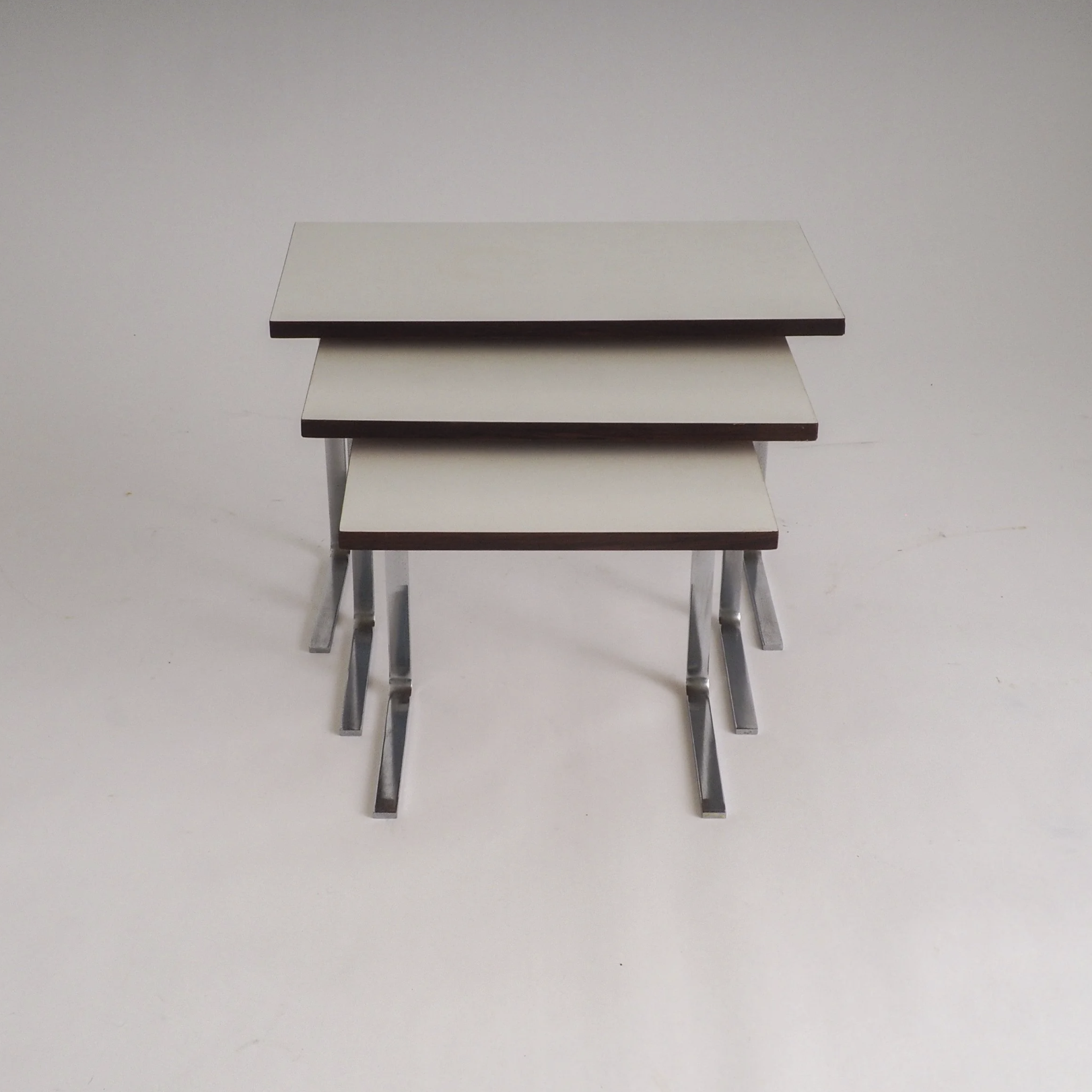 Set of 3 Minimalistic Nesting Side Tables